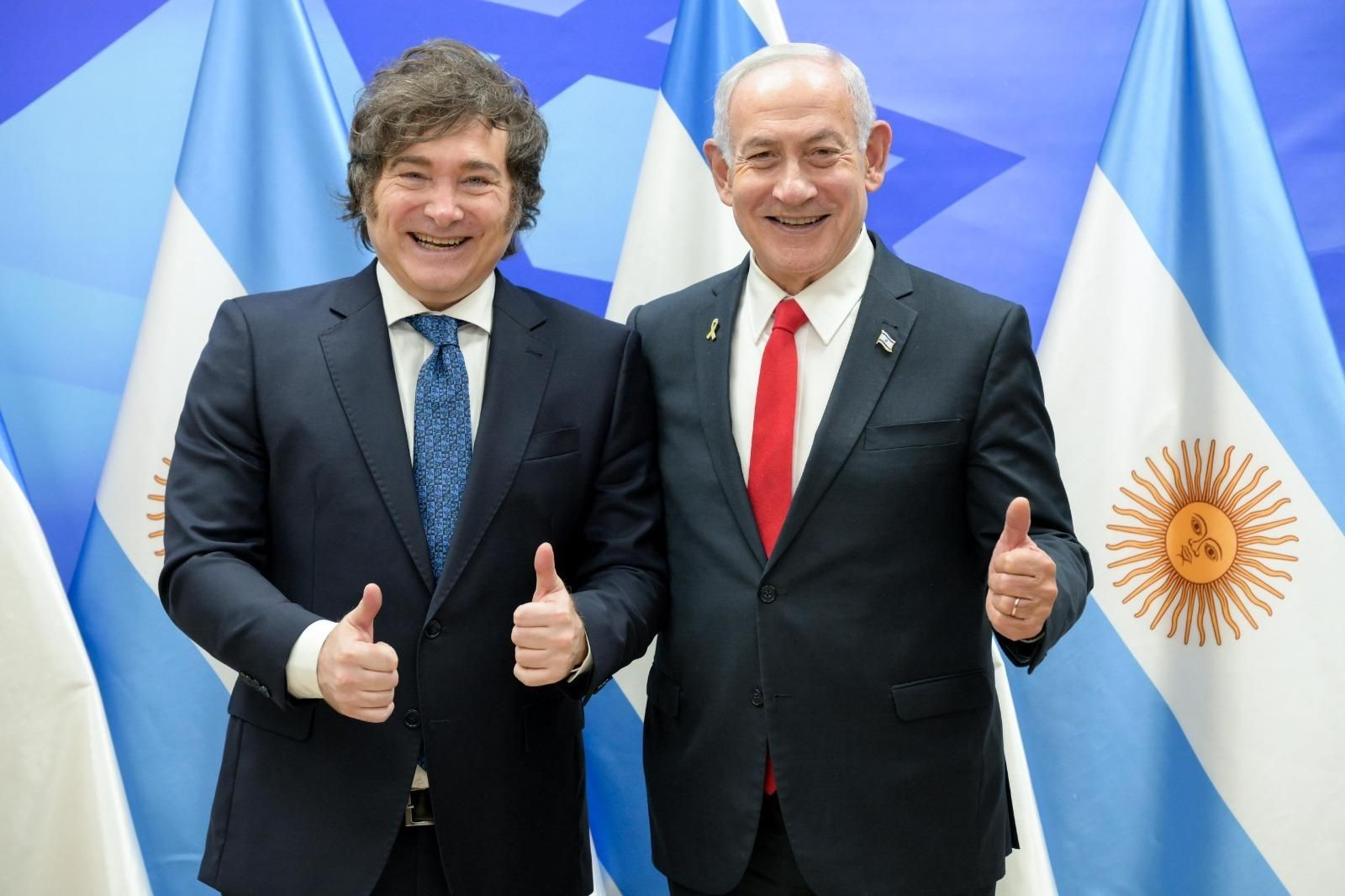 El presidente de Argentina, Javier Milei, con el primer ministro de Israel, Benjamin Netanyahu