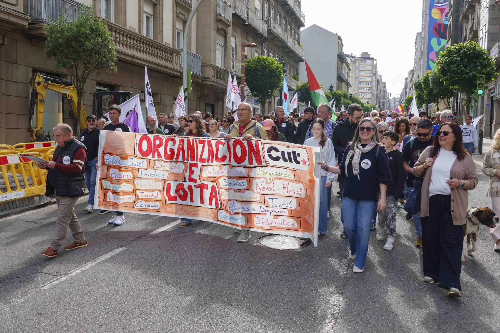 Galería | Jornada de reivindicaciones por el Día del Trabajador en Vigo