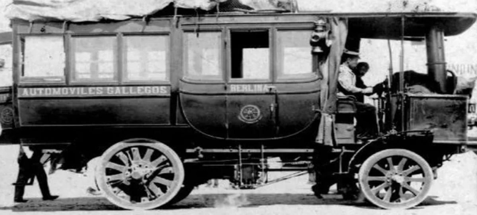 Automóvil pasajeros 1900.