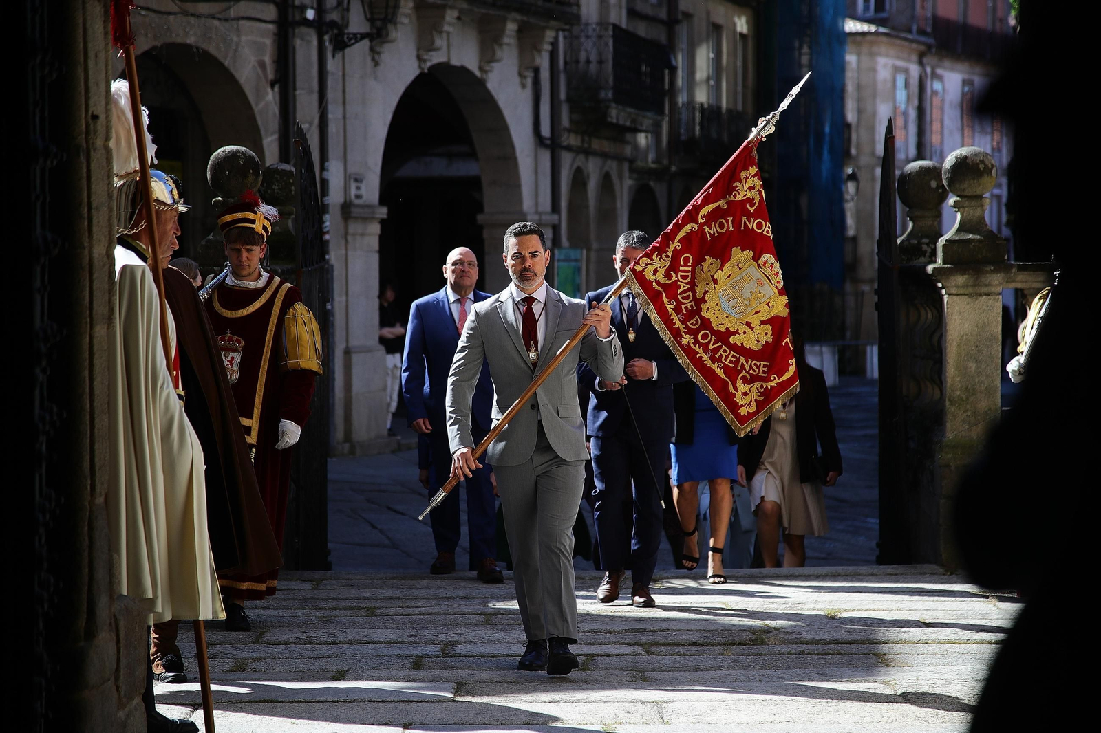 Galería | La procesión del Encuentro pone fin a la Semana Santa en Ourense