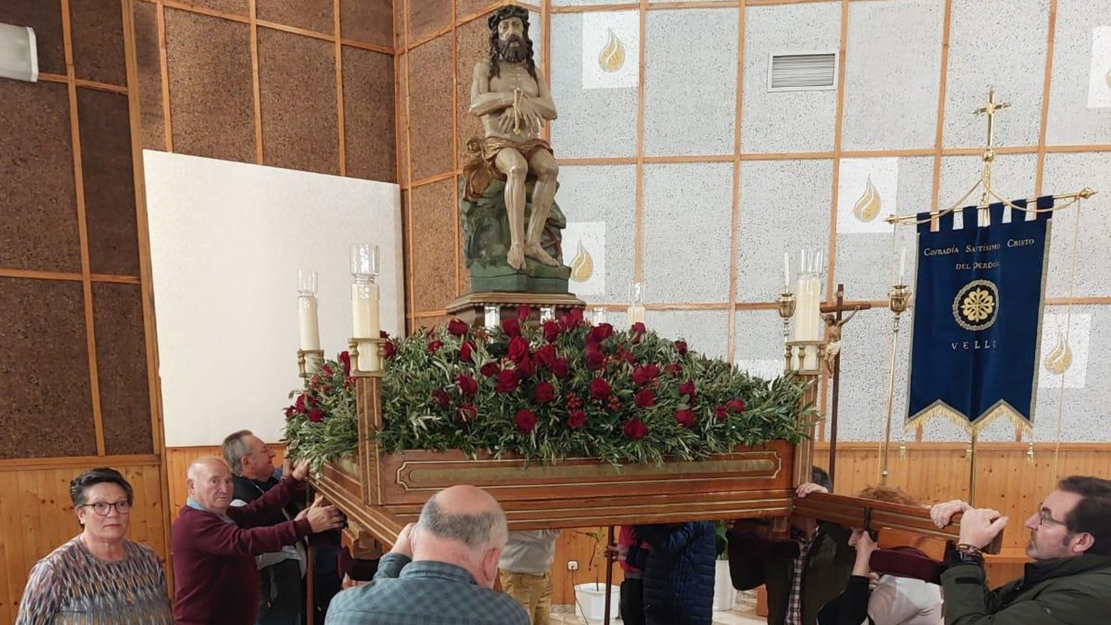 Prácticas con el paso del Cristo del Perdón (Velle).