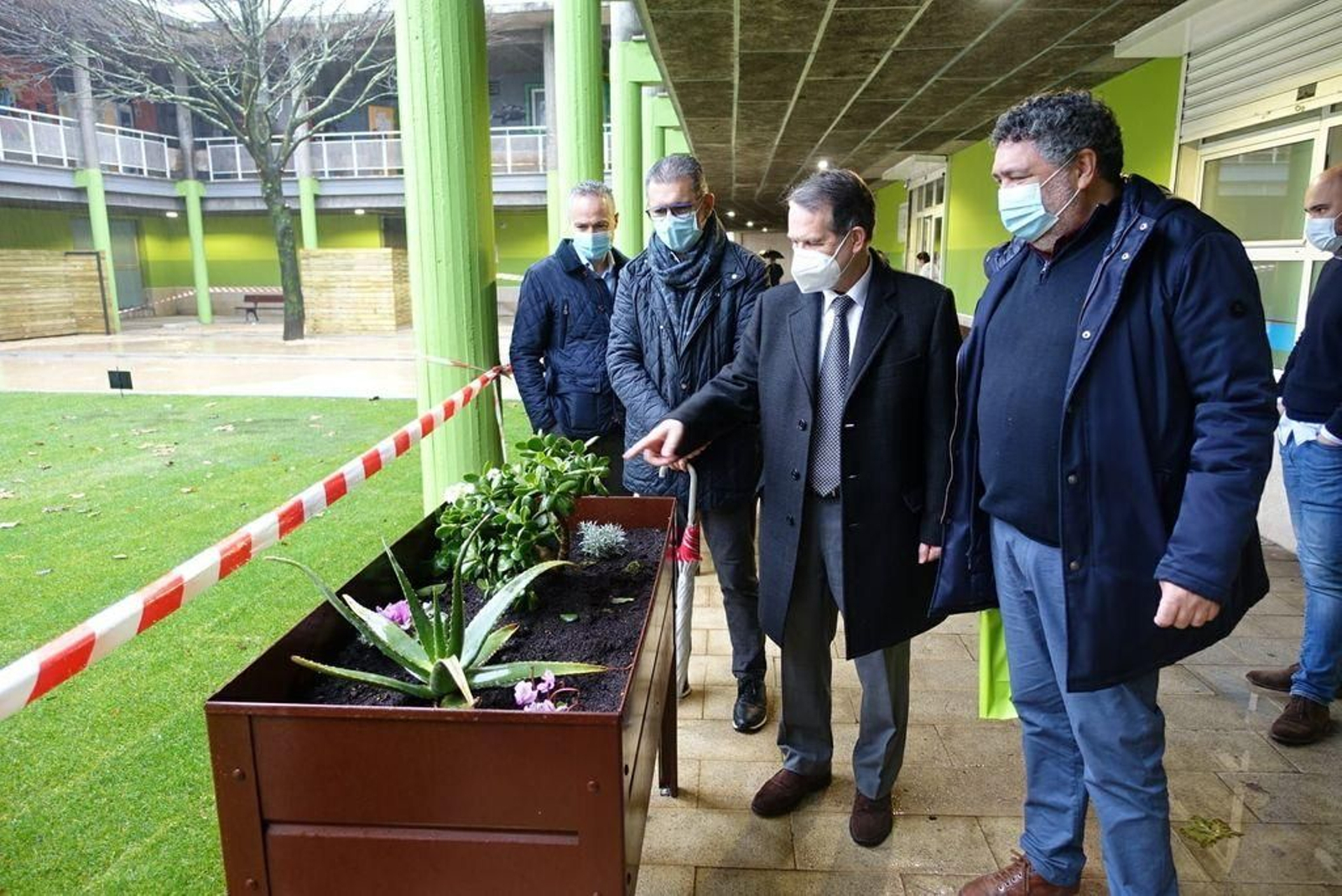 El gobierno local culmina la reforma del patio interior de Rivera Atienza
