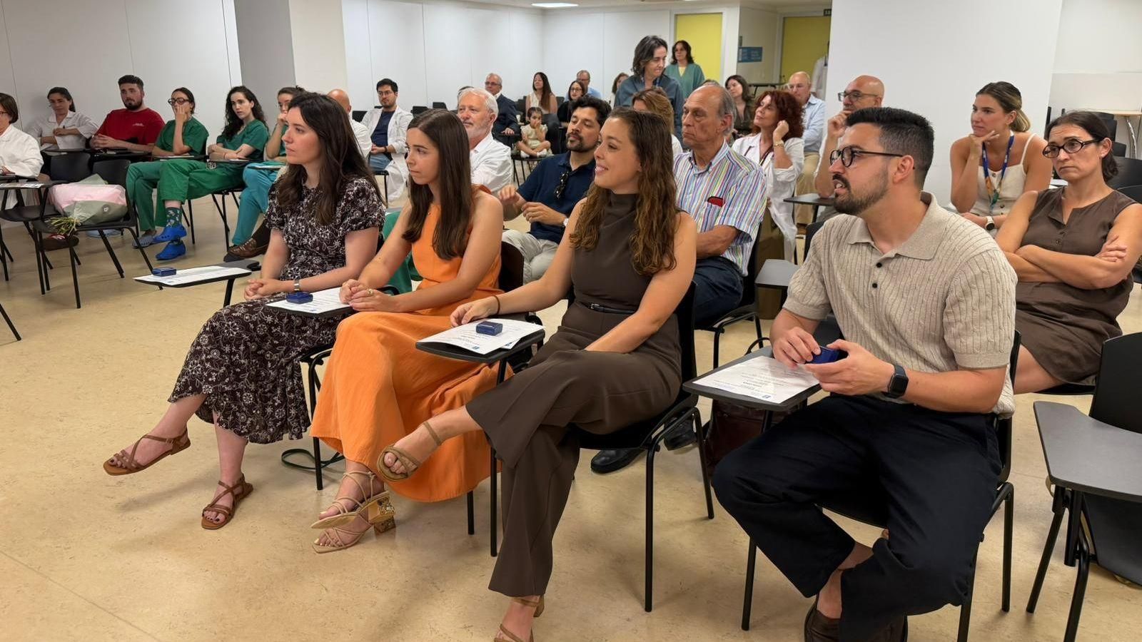 Acto de despedida de los MIR en el CHUO.