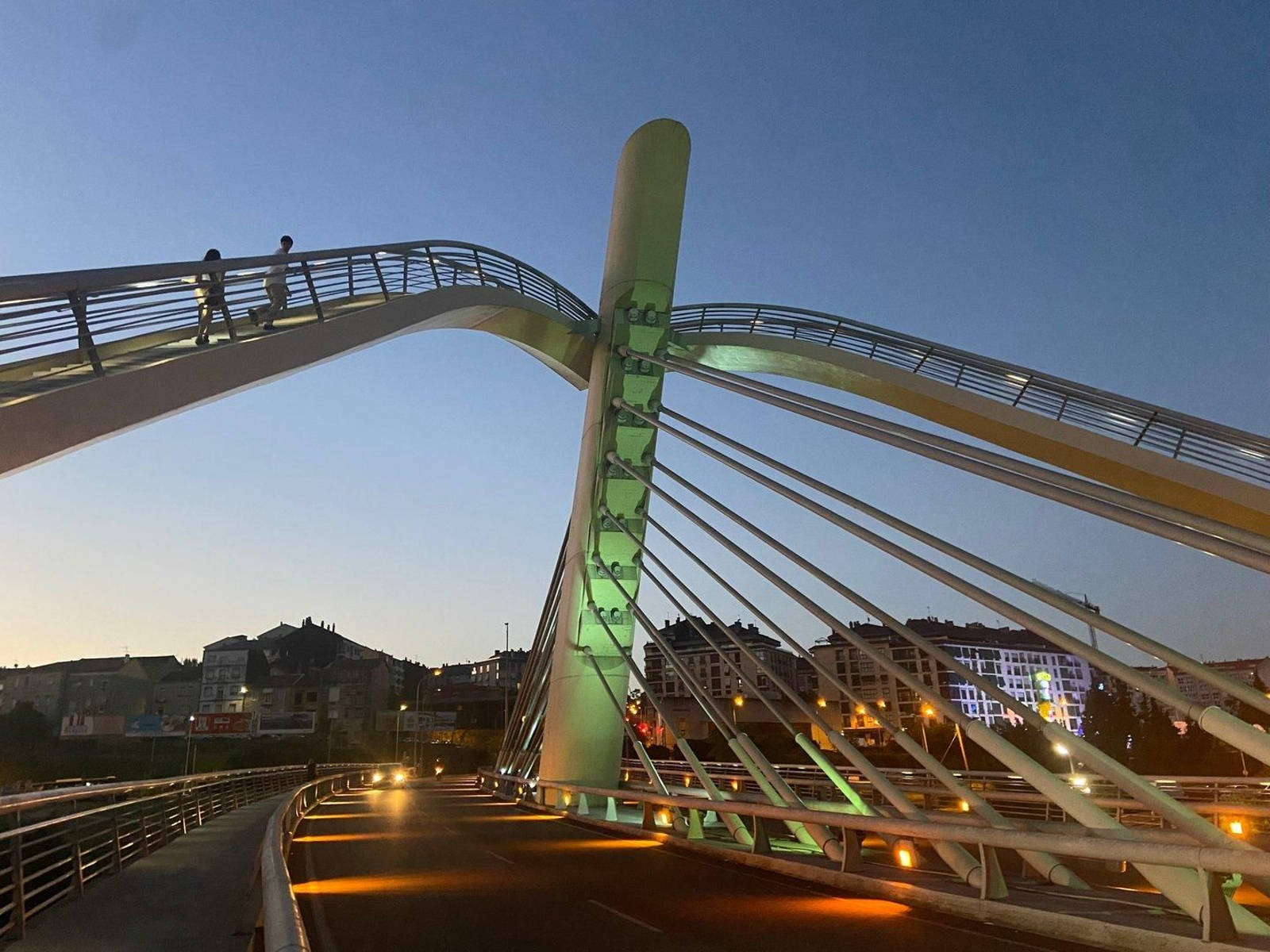 Título:  Milenio

Autor: Liyané Veitía