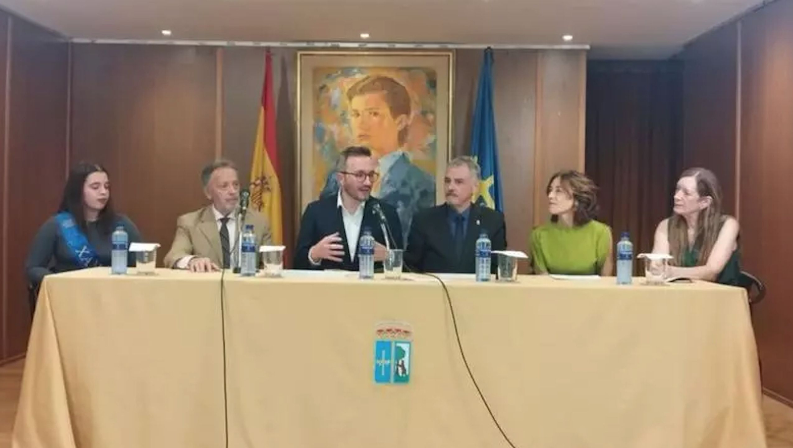 Entrega de la Manzana de Oro a Pablo Martínez Rodríguez, vicepresidente de Desarrollo en Oncología de la multinacional biotecnológica Amgen