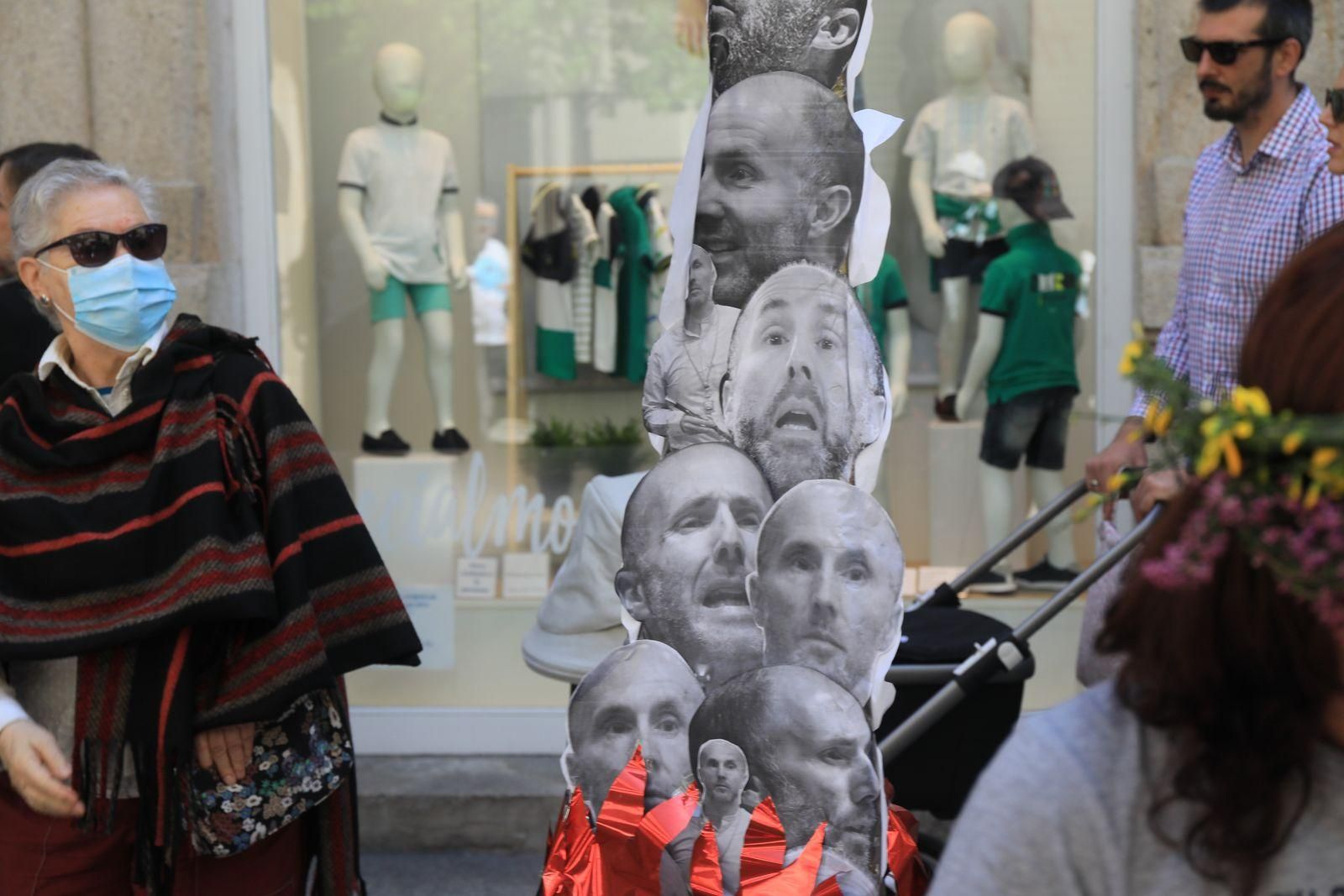 OURENSE 1/5/2022.- Celebración de los maios en el Paseo. José Paz