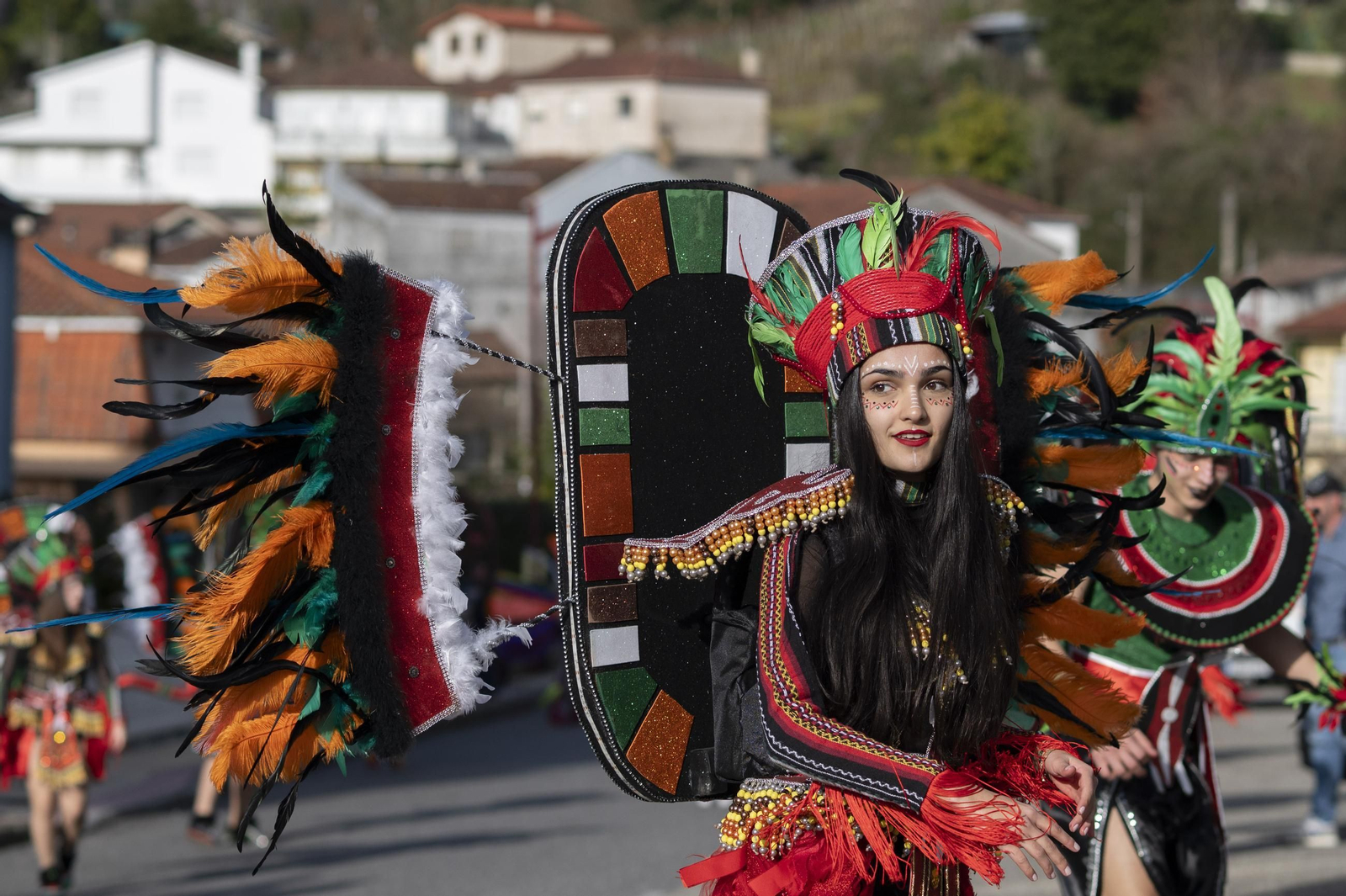 Galería | O Zamaruco dixo adeus ao Entroido en Cortegada o Entroido coas súas comparsas