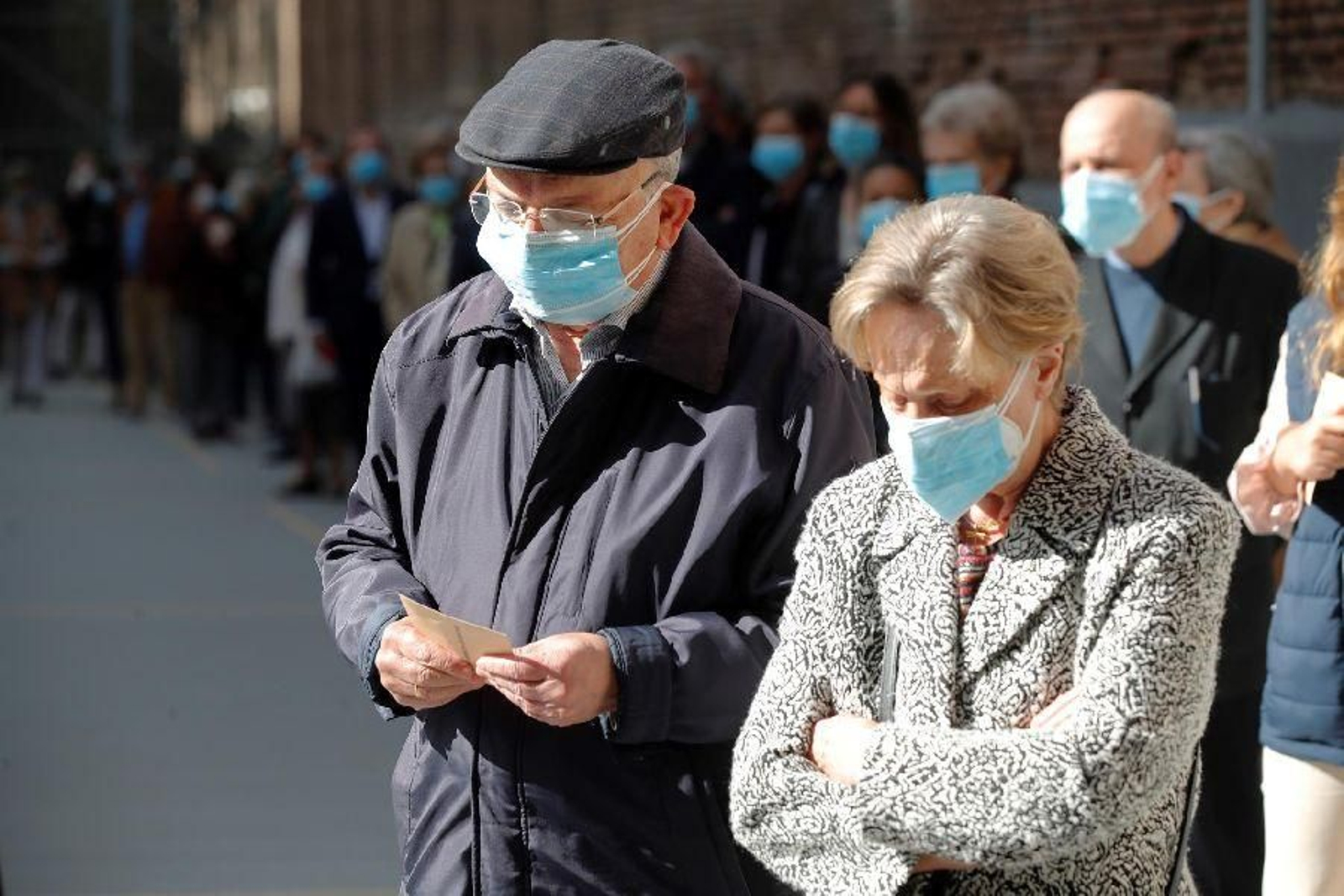 Madrid celebra unas elecciones marcadas por la pandemia 11
