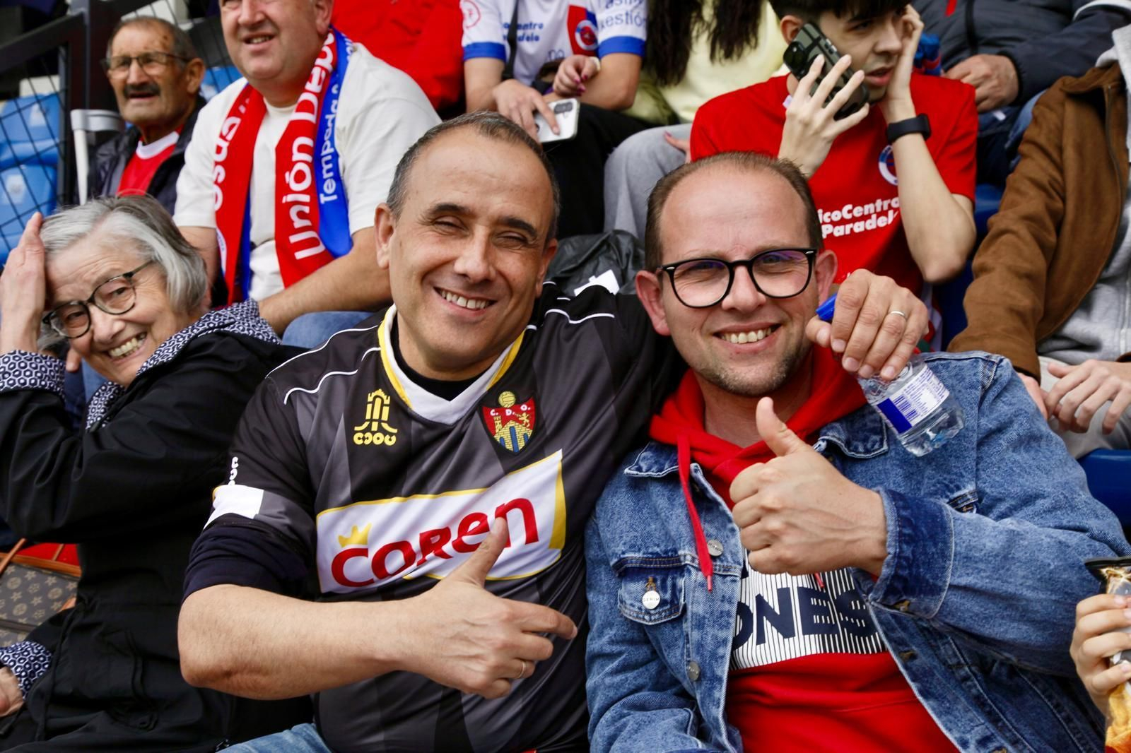 Galería | El Estadio de O Couto vibra con un partido para la historia de la UD Ourense