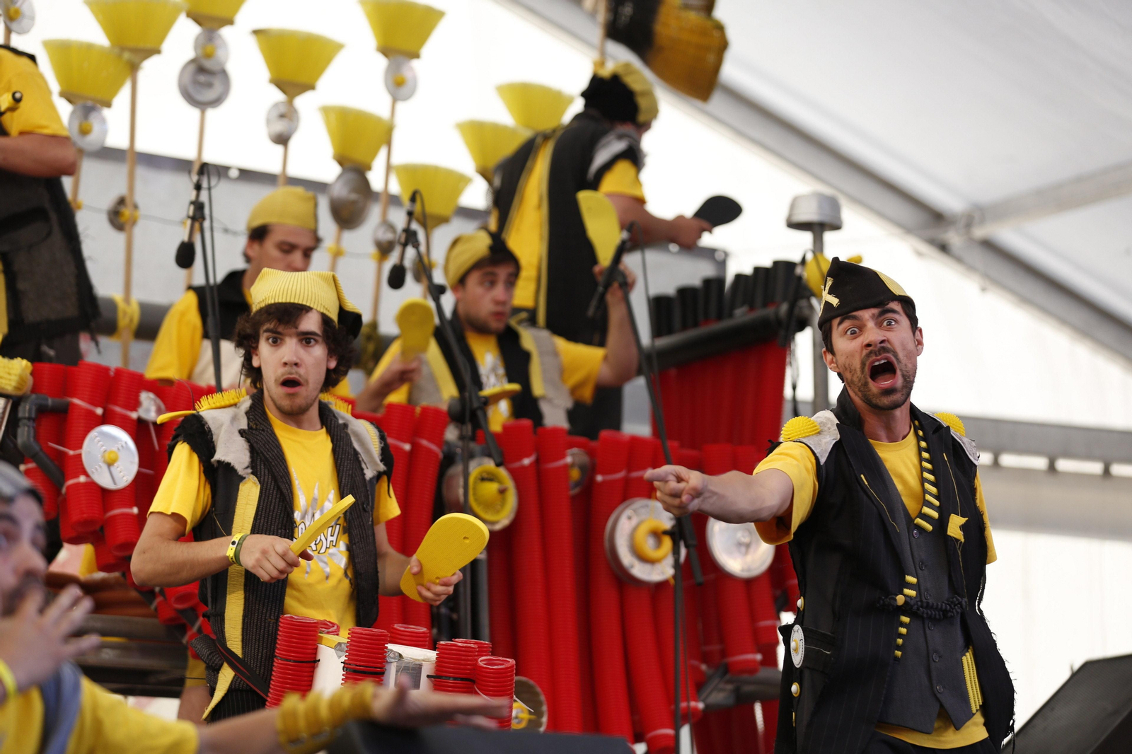 Actuación do grupo Crash