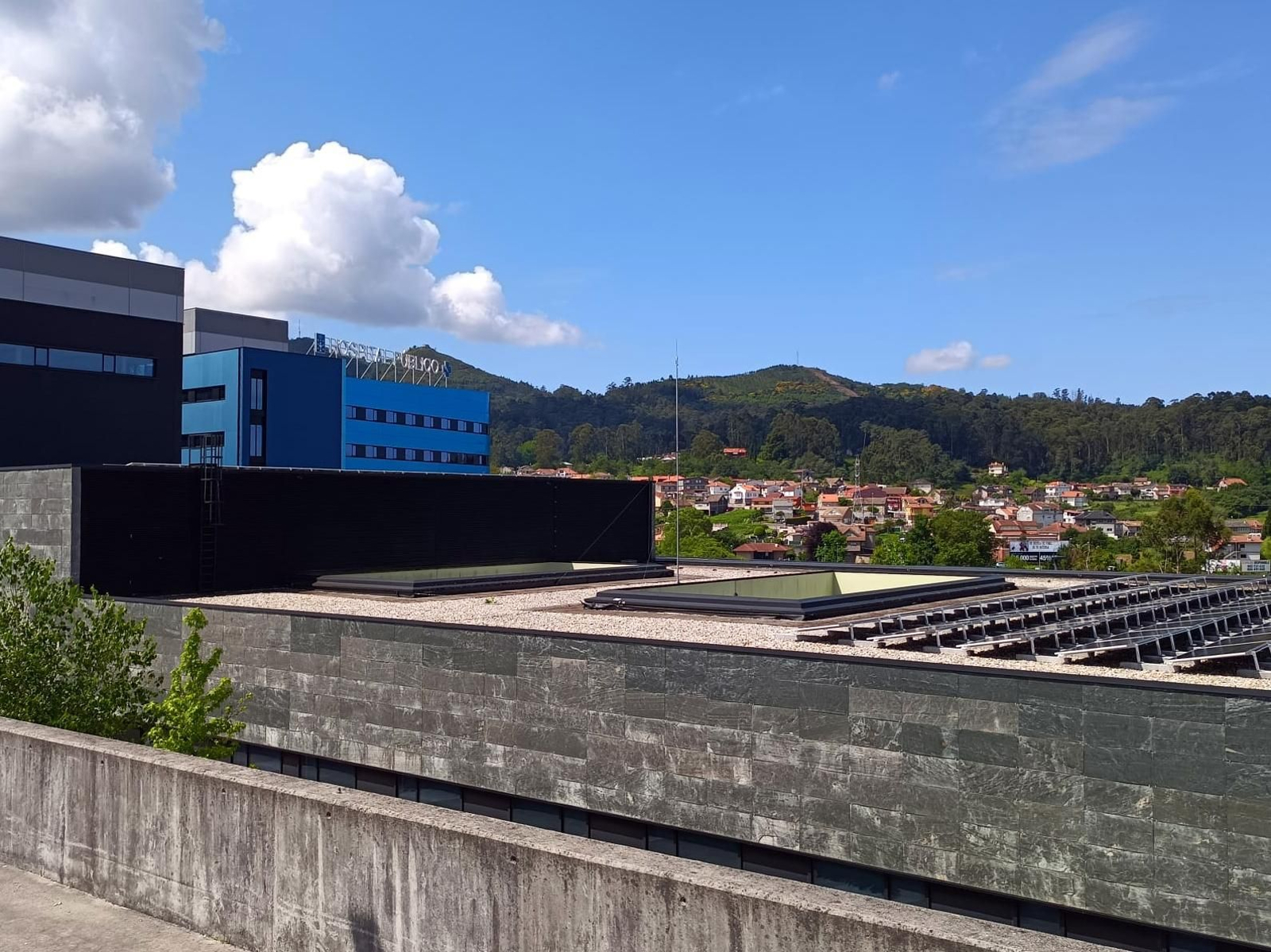 Gracias a las más de 5.000 placas fotovoltaicas instaladas, el Cunqueiro logró la Clase A energética.