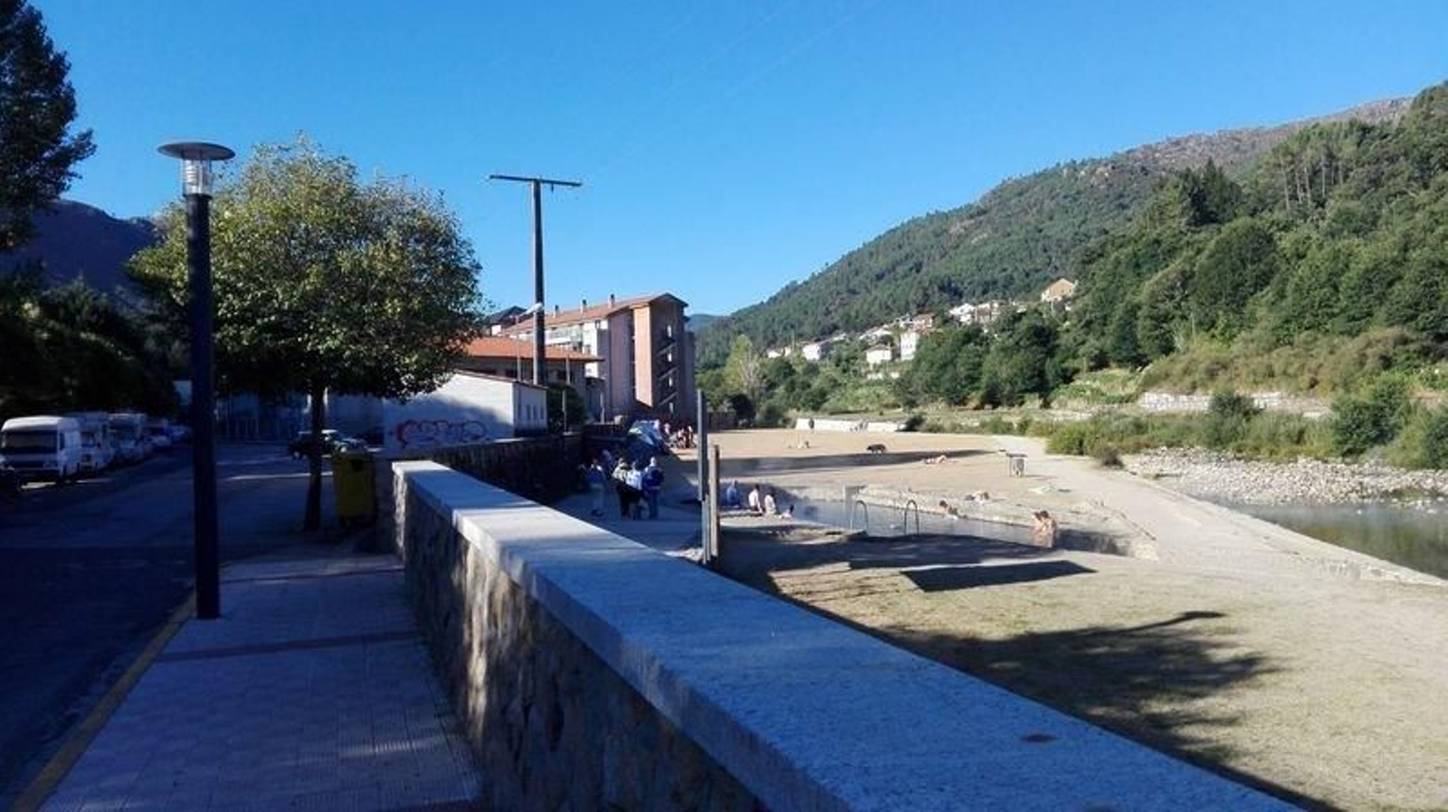 Las piscinas de agua termal de Riocaldo son un punto de afluencia de visitantes.