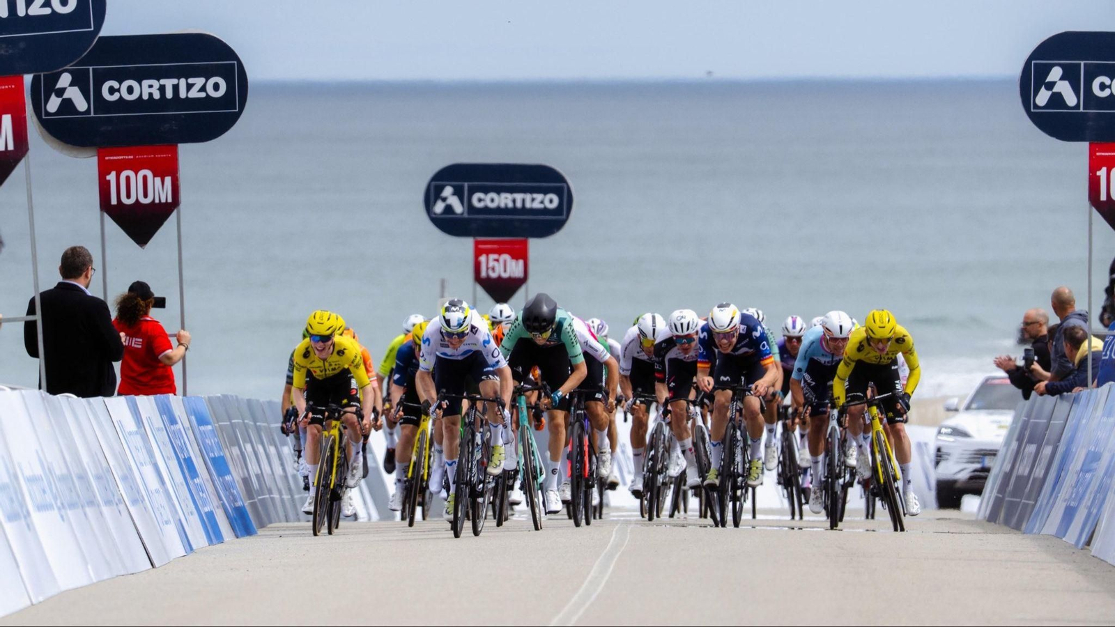 Carlos Canal, en cabeza durante la carrera