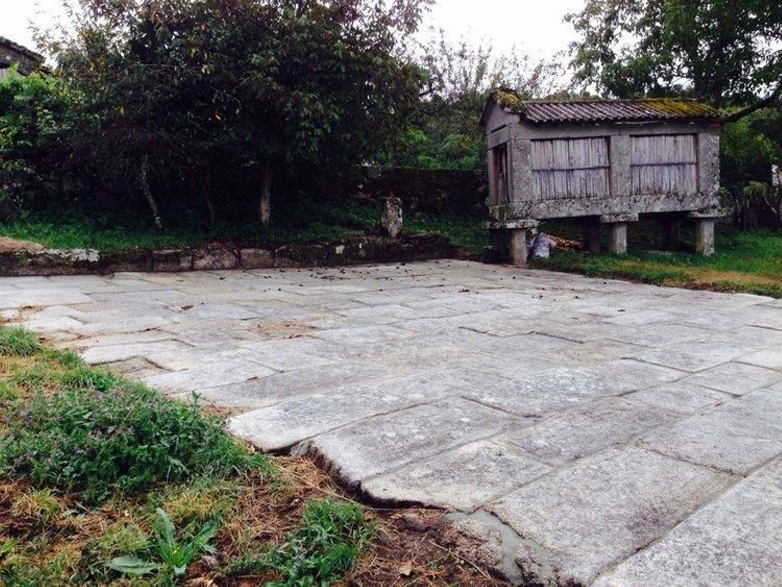 Una de las tres "airas" rehabilitadas en el núcleo de Puxedo