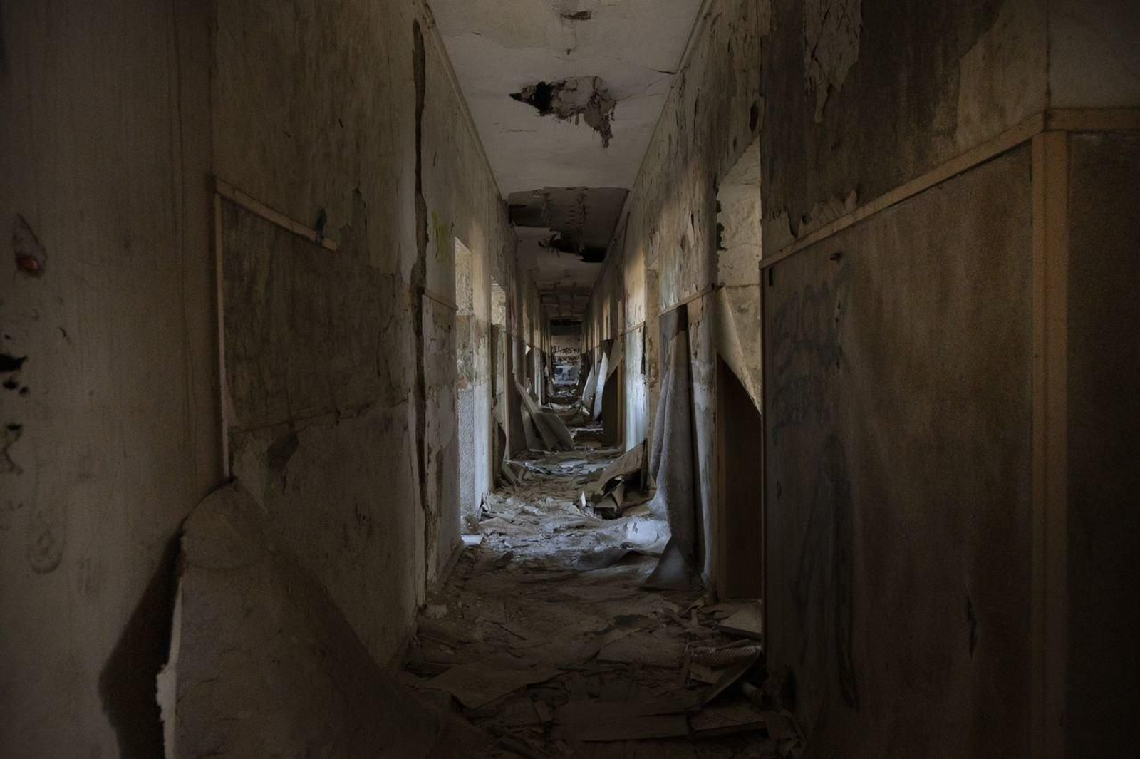 Uno de los pasillos que recorrían los trabajadores o internos.