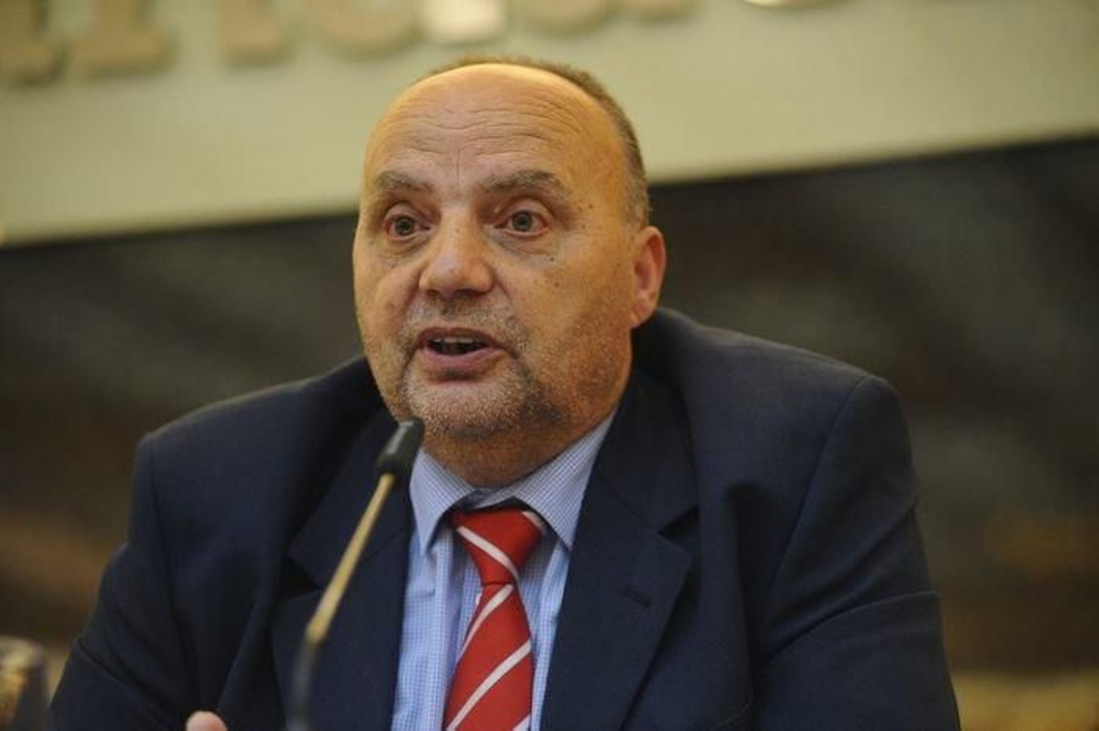 Manuel Fernández Padrín, durante su intervención en la sala de Afundación.