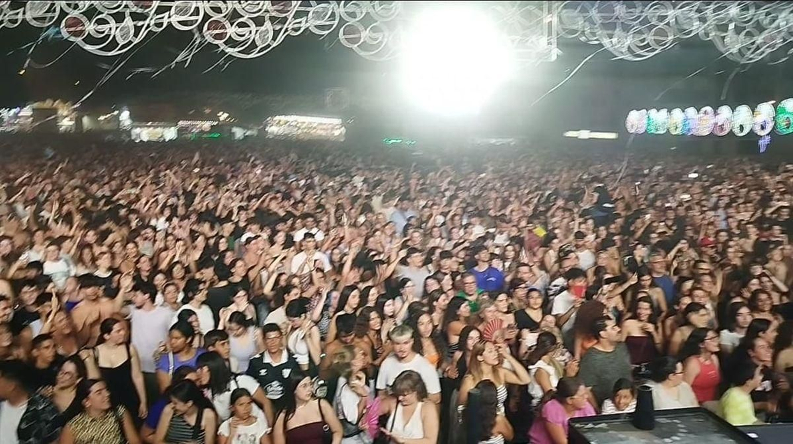 Panorama reunió a cerca de 30.000 espectadores en su concierto del martes en Coia.