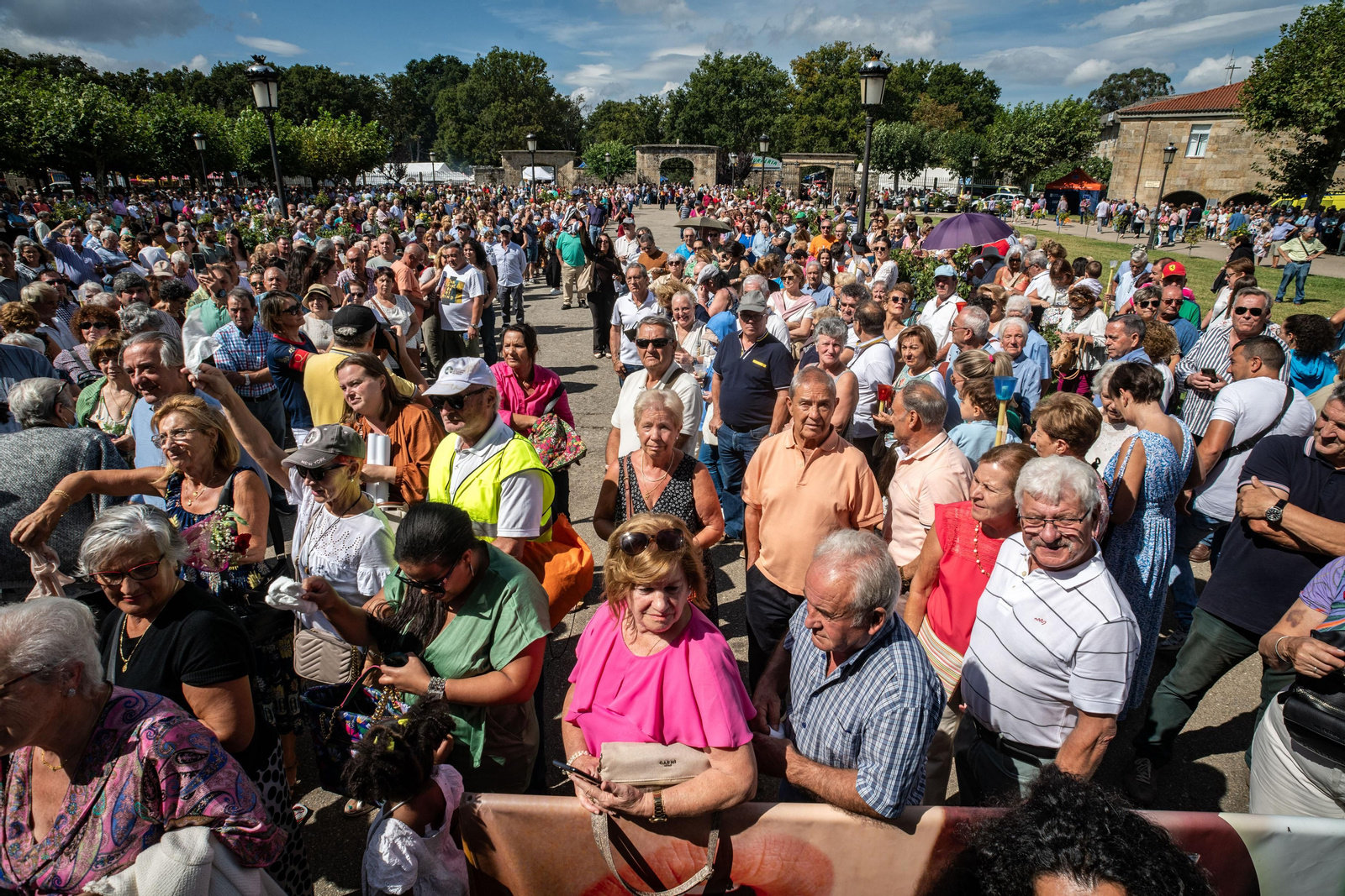Misa grande dos Milagros con procesión da Virxe. FOTO: ÓSCAR PINAL