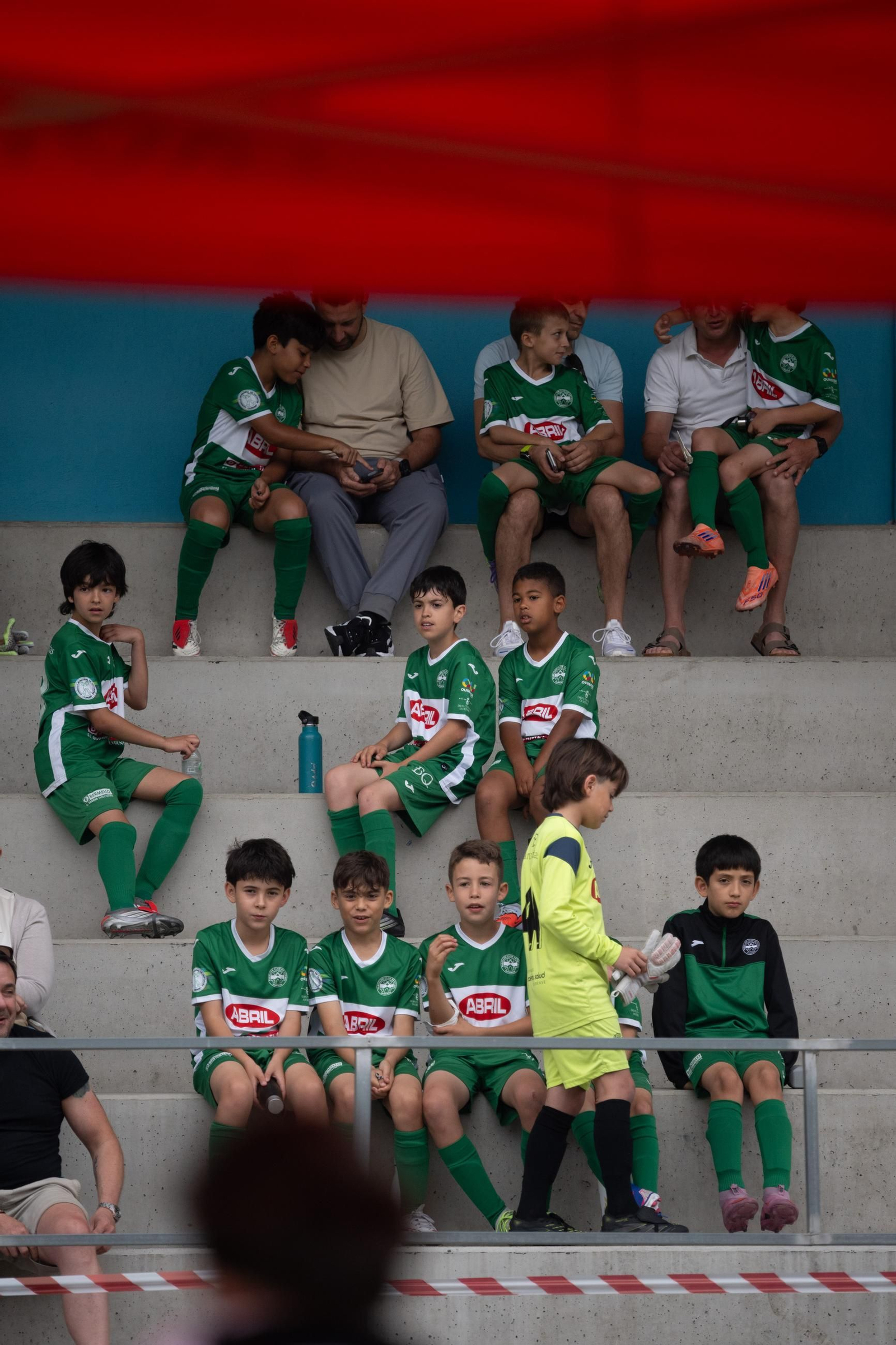 El Pabellón CF, el mejor en el 12º torneo benjamín de fútbol Barbadás