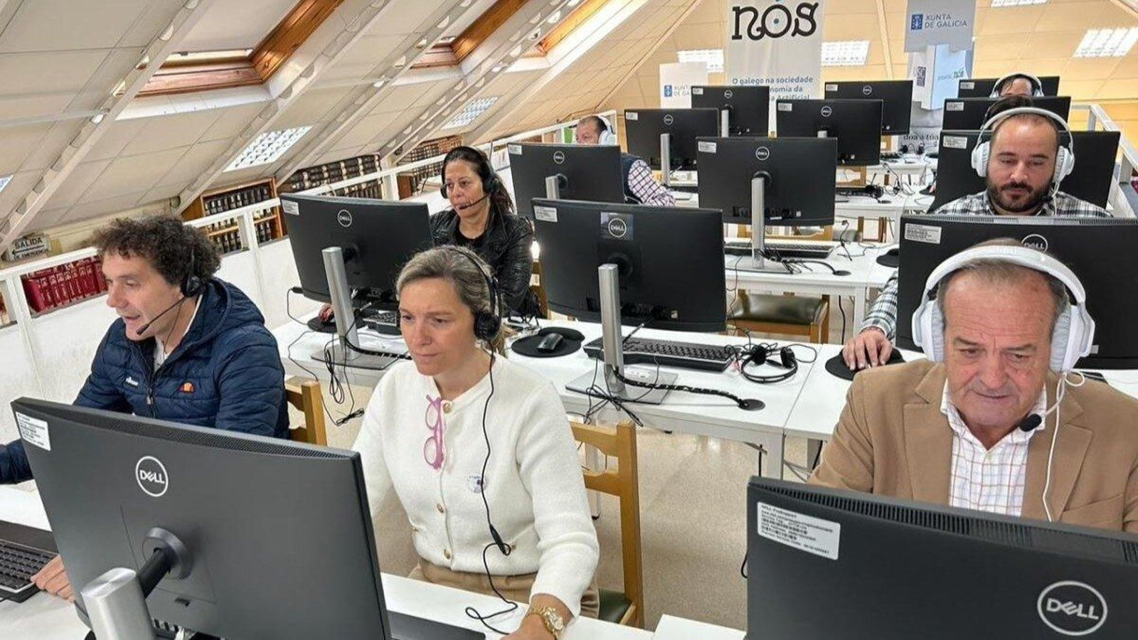 Na aula Cemit da biblioteca de Carballiño.