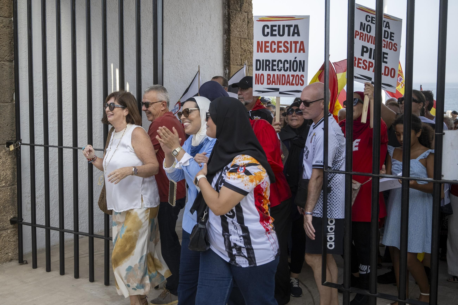 Concentración en Ceuta para protestar por la crisis migratoria con motivo de la celebración del Día de Ceuta.