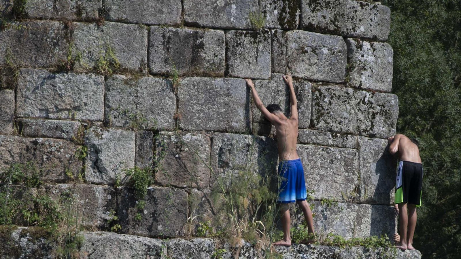 Ourense vive un domingo asfixiante a más de 40 grados