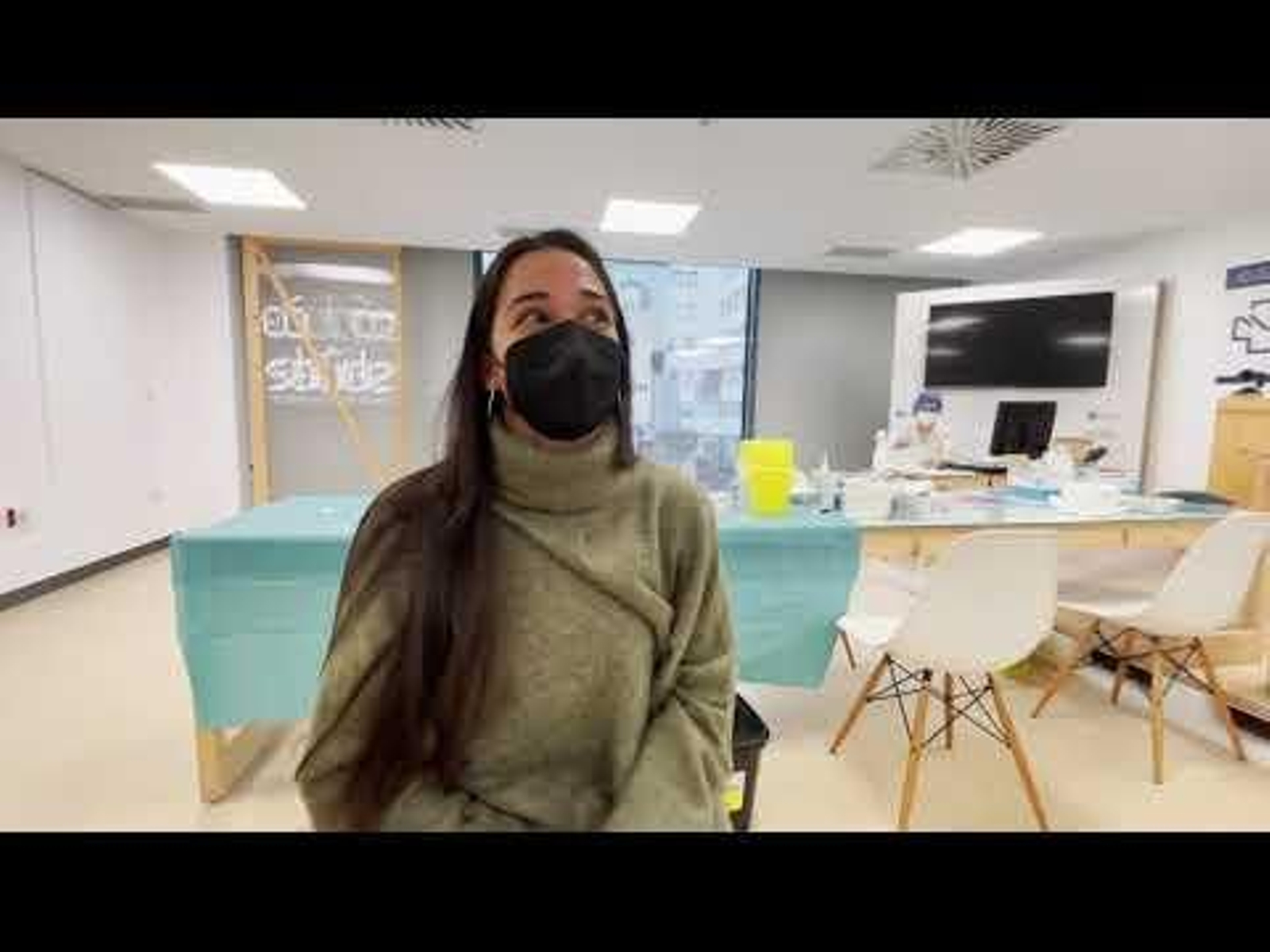 Los docentes ourensanos se vacunan frente al covid-19