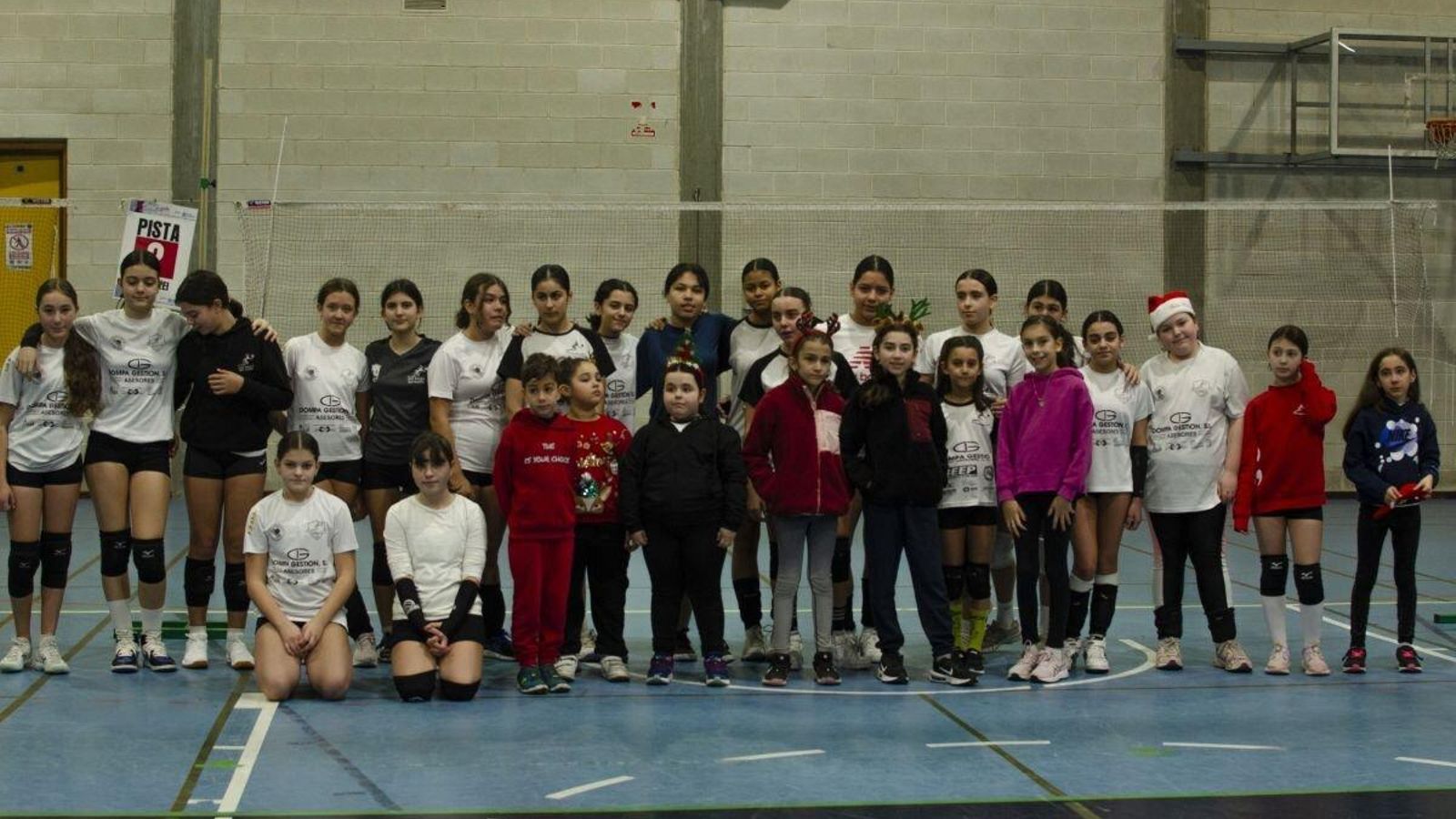 Integrantes del Club Voleibol San Martiño-Dompa Gestión.