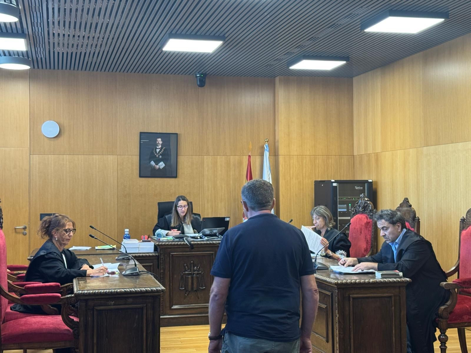 El acusado admite los hechos ante la jueza.