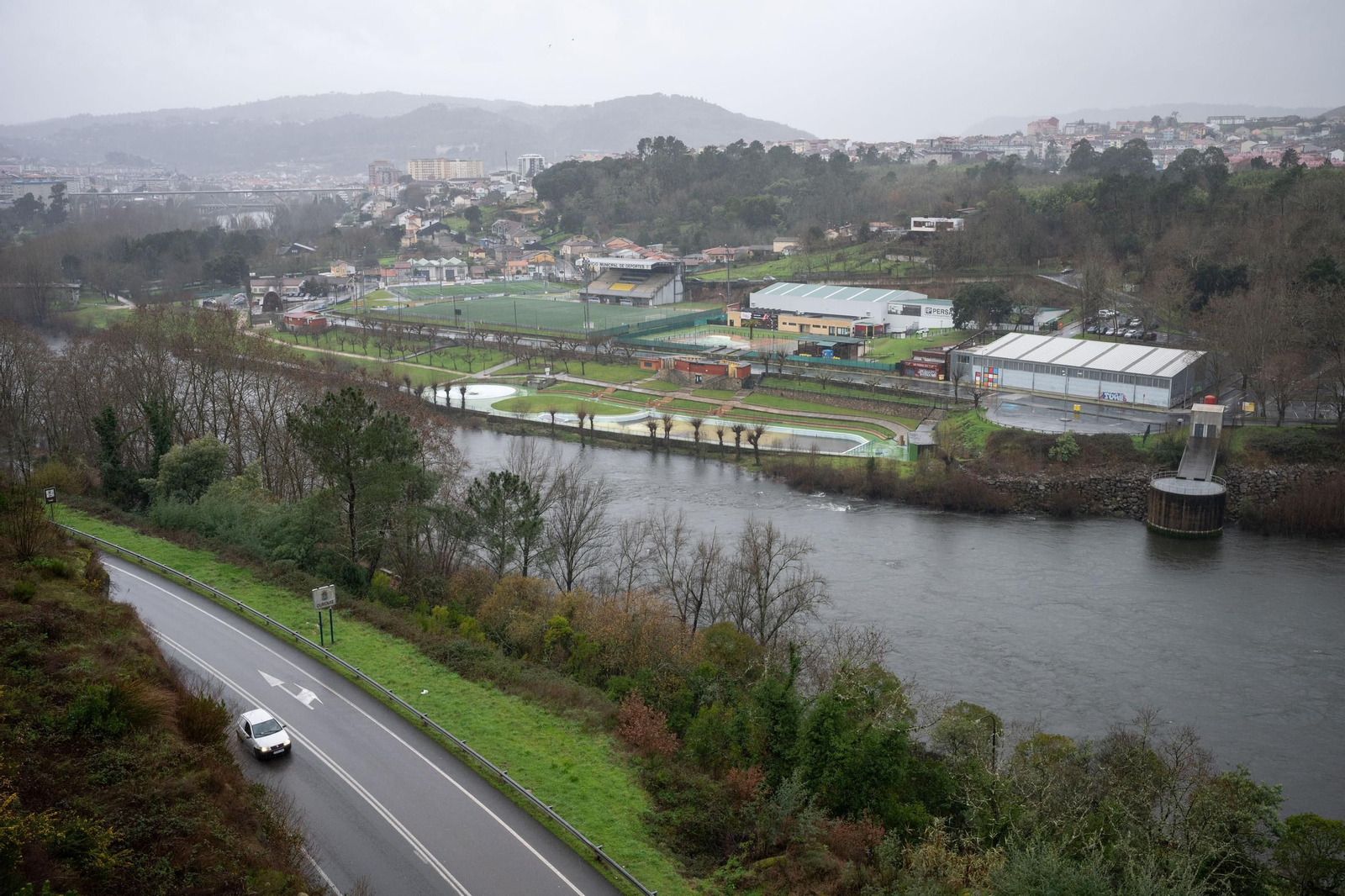 El río Miño con el temporal