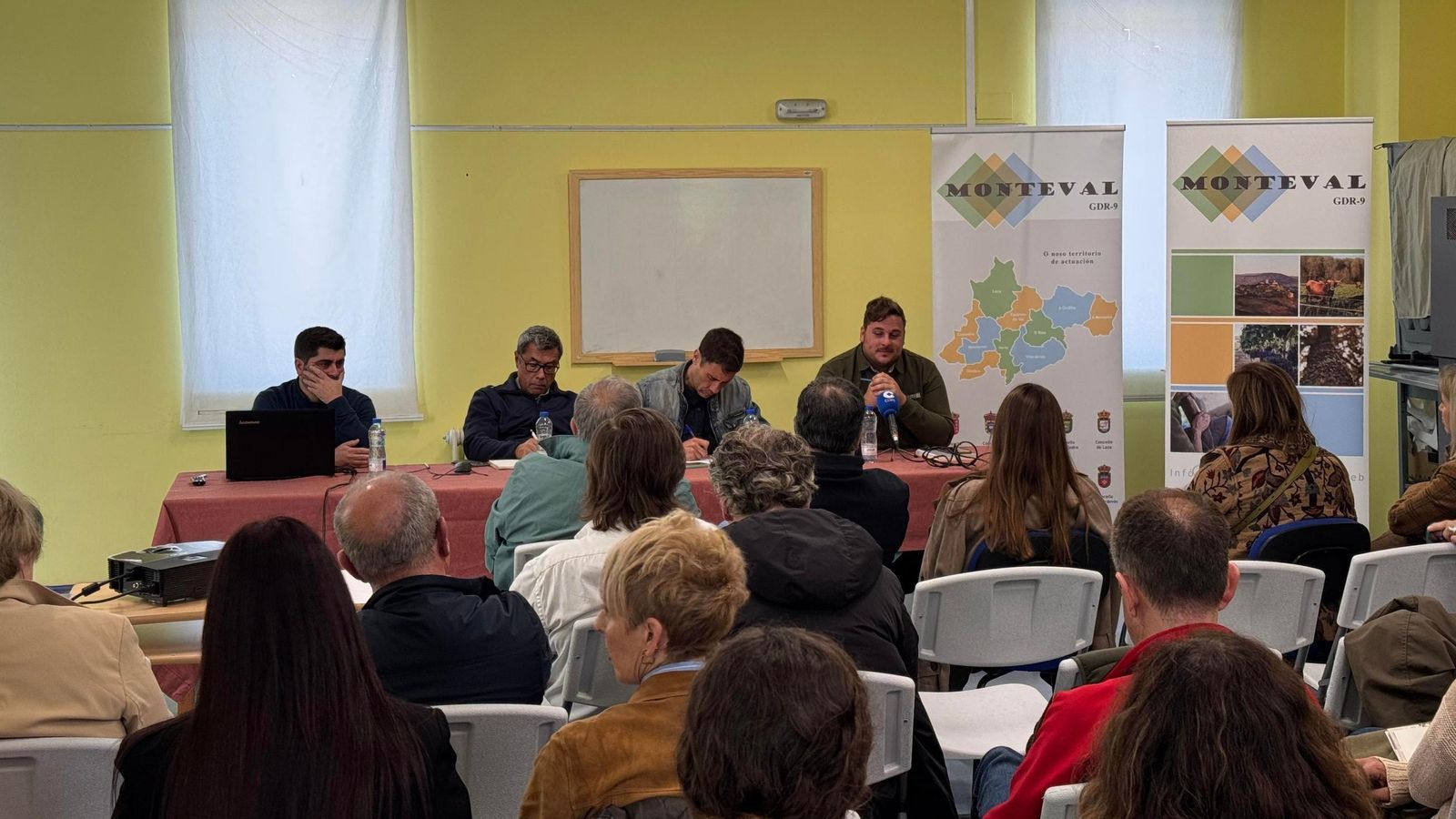 Fran García, Jaime Izquierdo, Rafael Castro y Víctor Padrón, durante las ponencias.