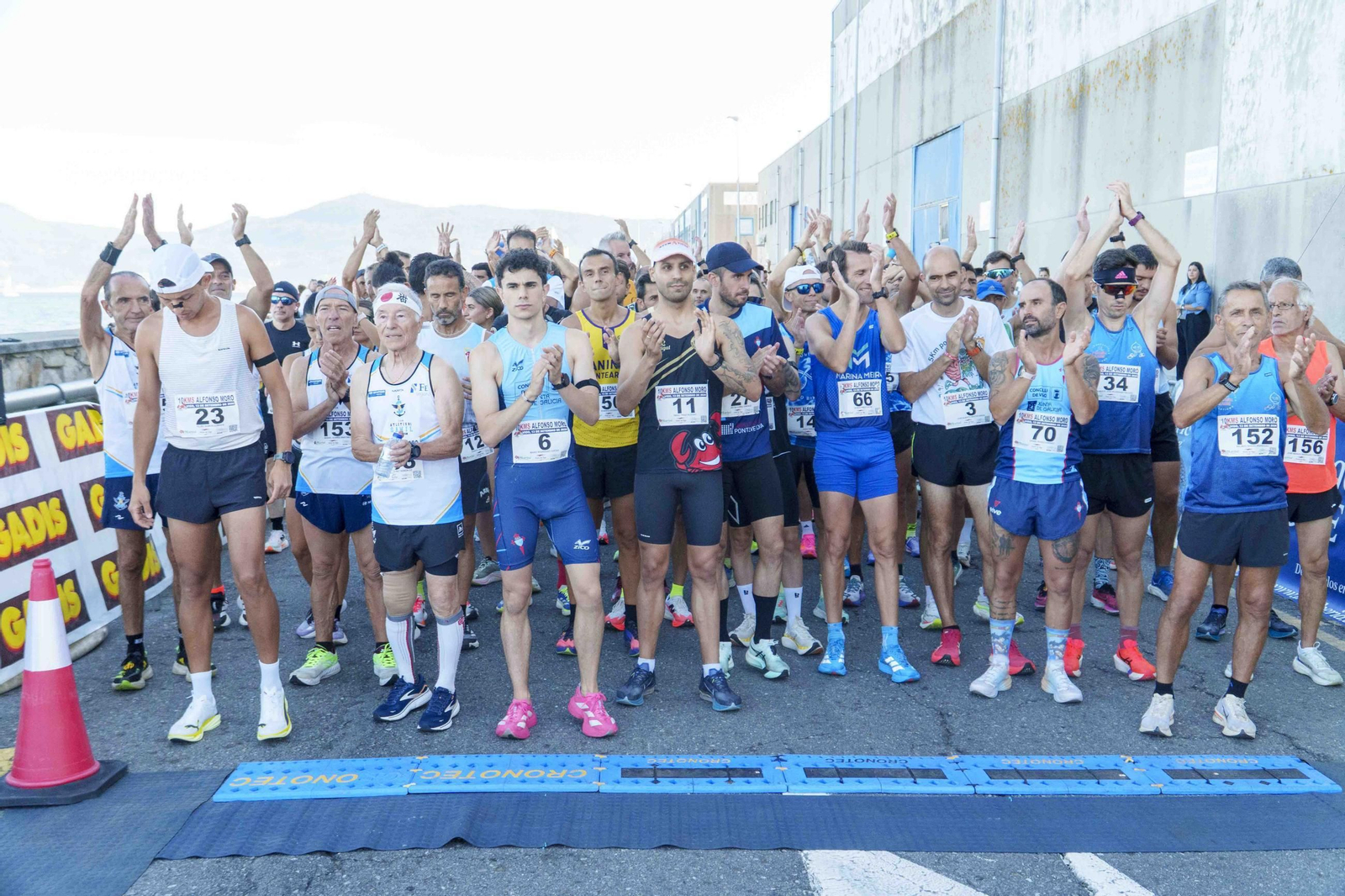 Galería | El puerto pesquero de Vigo acoge hasta cinco carreras organizadas por Carlos Adán