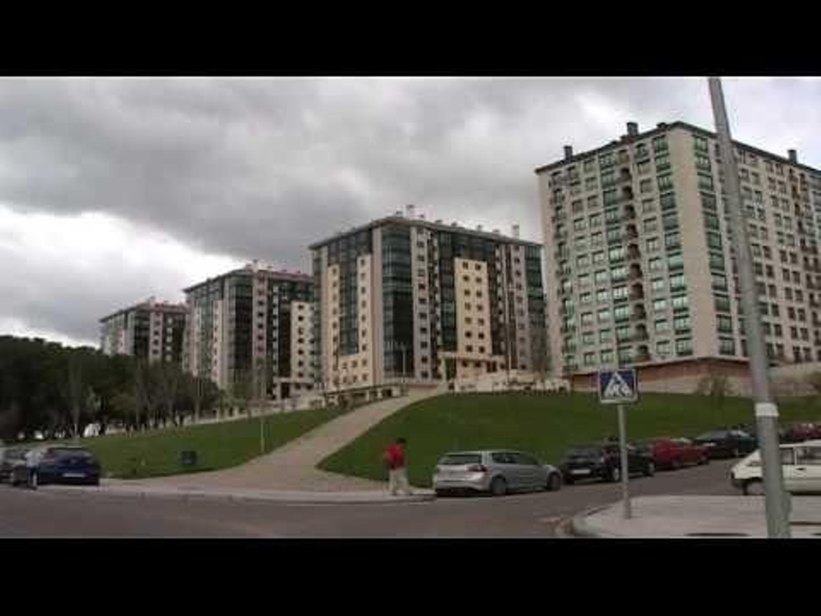 El Euríbor de febrero baja respecto al año pasado: las hipotecas variables pagarán menos