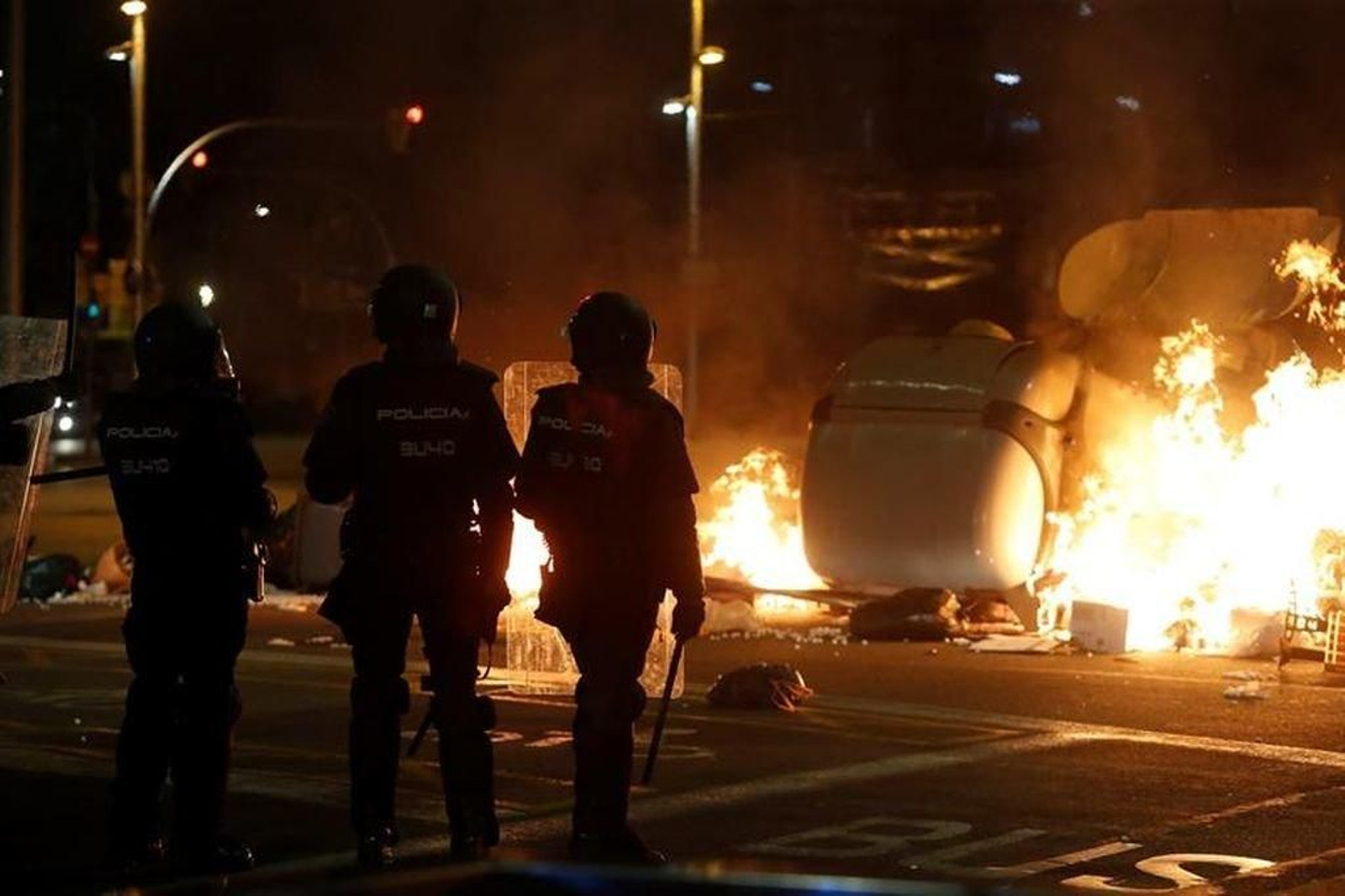Tercera noche de protestas en Cataluña 9