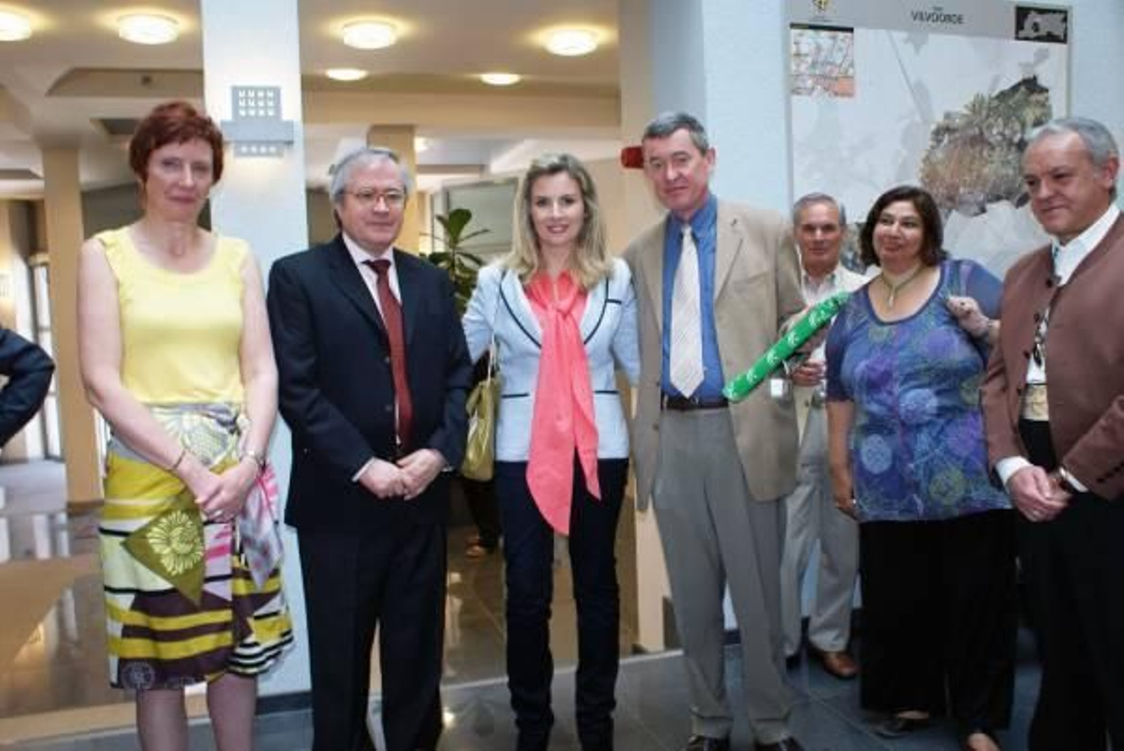 Rosario Ayala con los socios del Peñarroya.