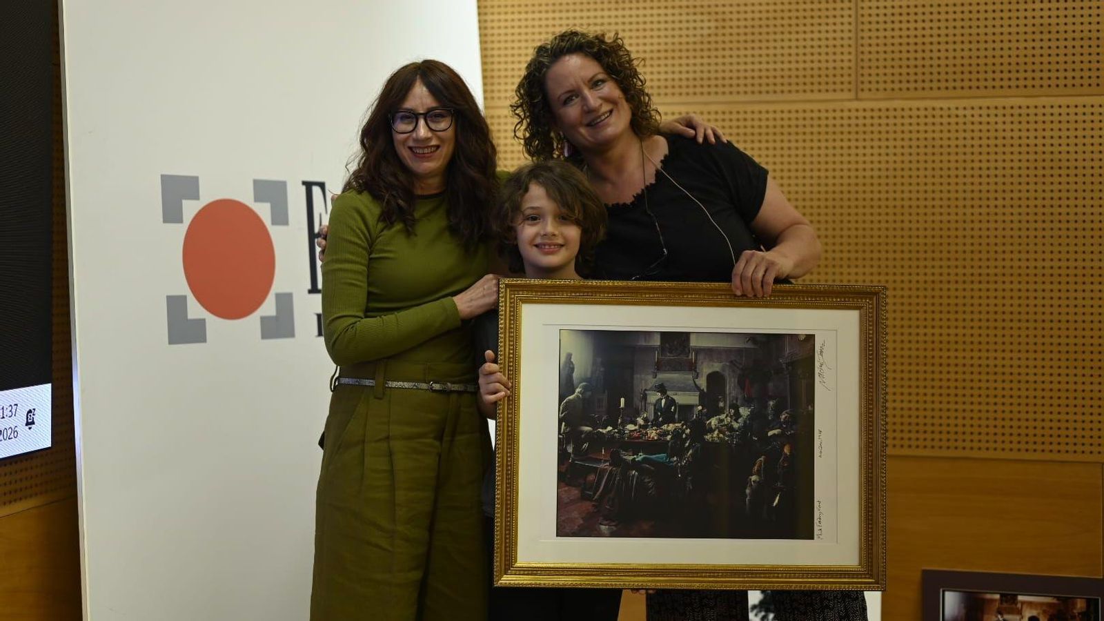 El momento del sorteo con los afortunados.