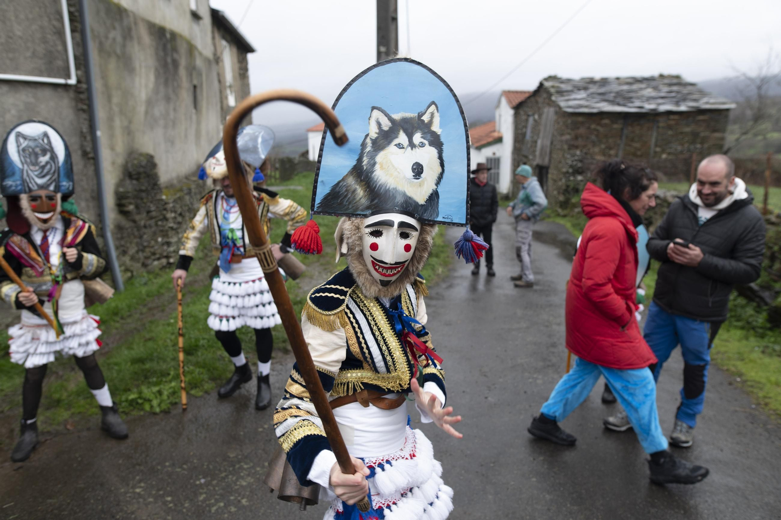 Galería | Los Felos llevan sus trastadas y travesuras a la sierra de Maceda