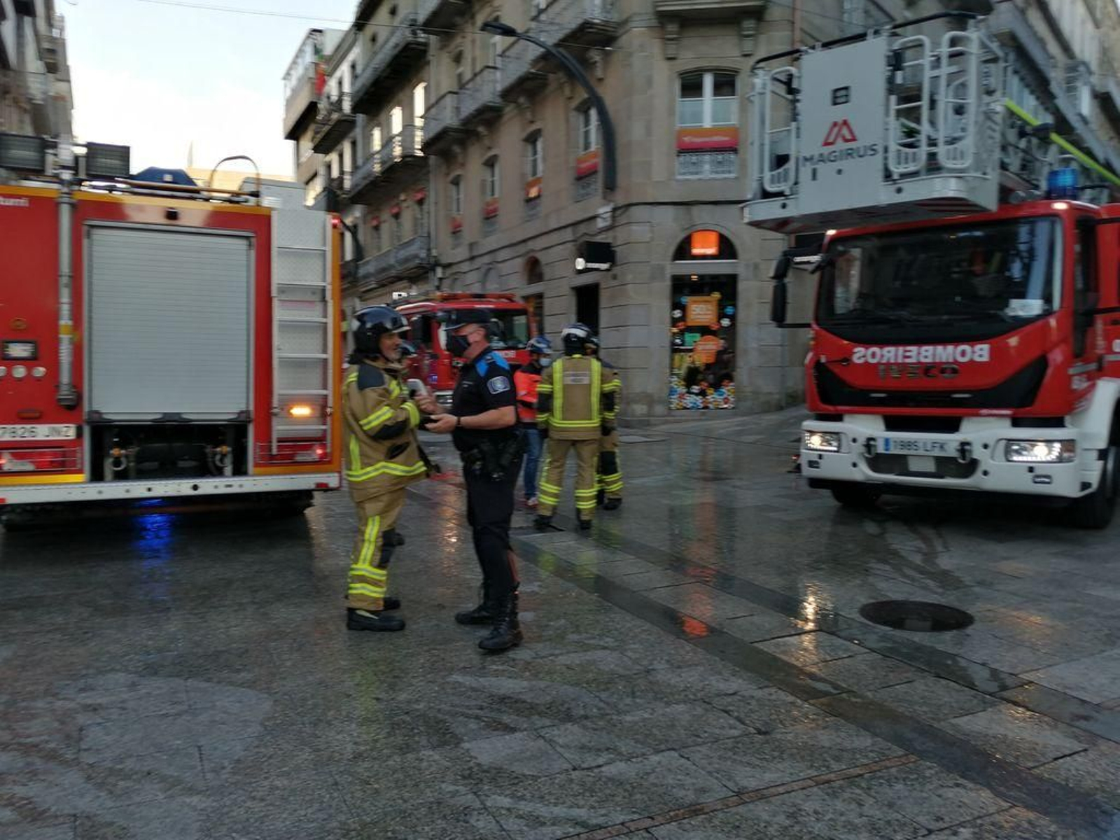 Un incendio se desata en la sede del Celta 51