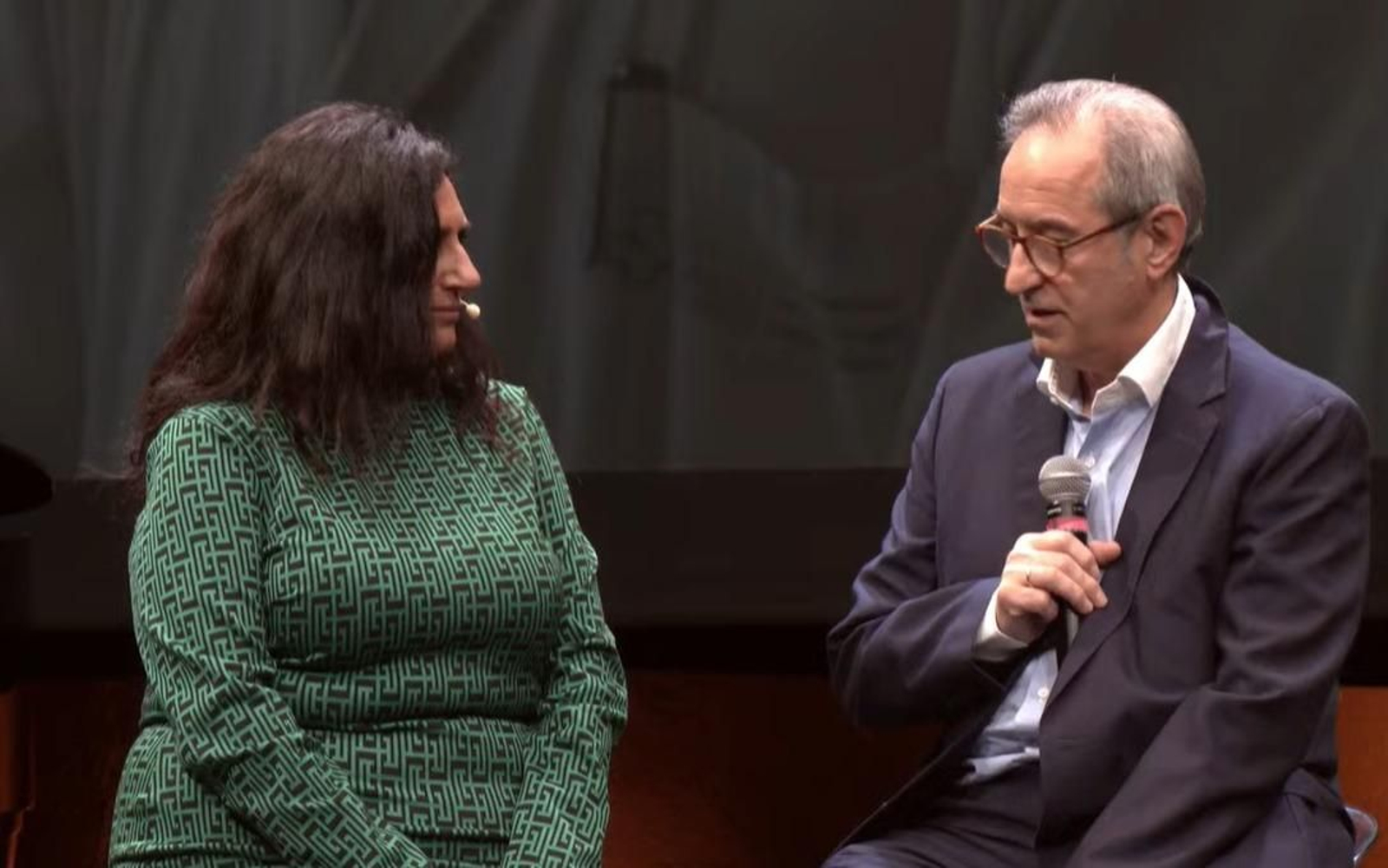 Galería | Ceremonia de entrega del Premio Ourensanía 2025 al doctor Rafael López, en imágenes