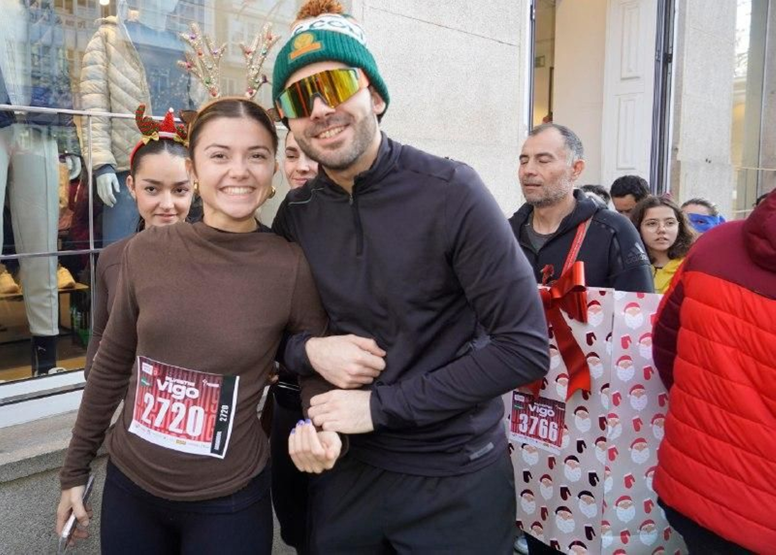 Galería | Disfraces y atletismo en la San Silvestre de Vigo 2025