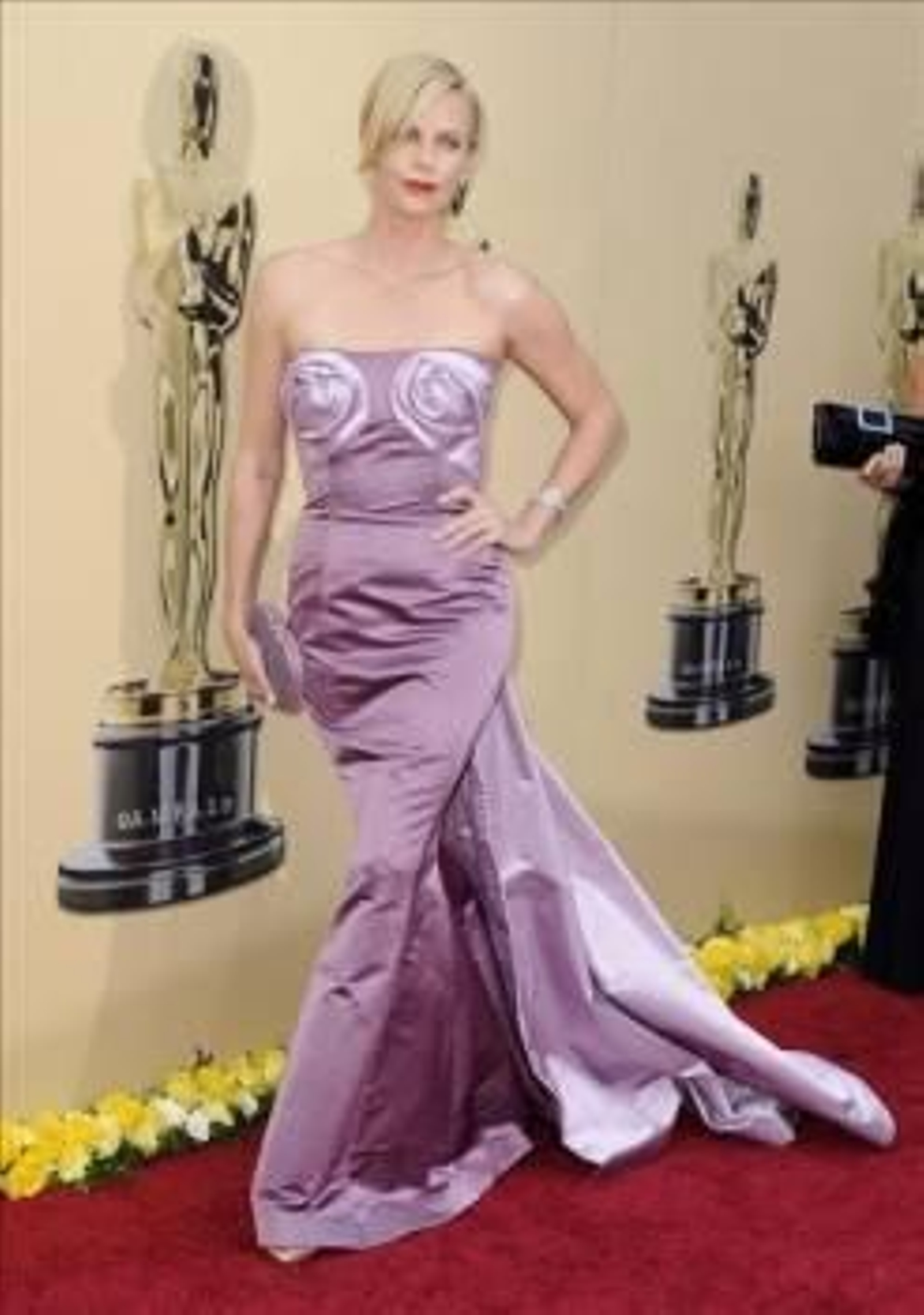 La actriz sudafricana Charlize Theron. (Foto: ANDREW GOMBERT)