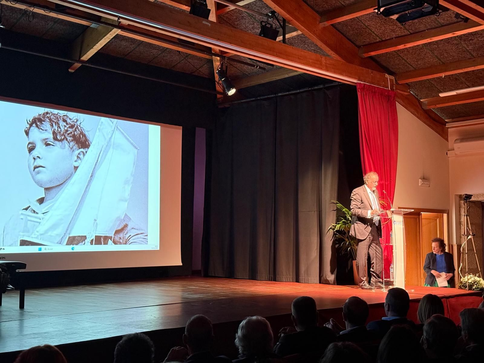 Casa da Cultura acolle o acto central do Día das Artes Galegas.