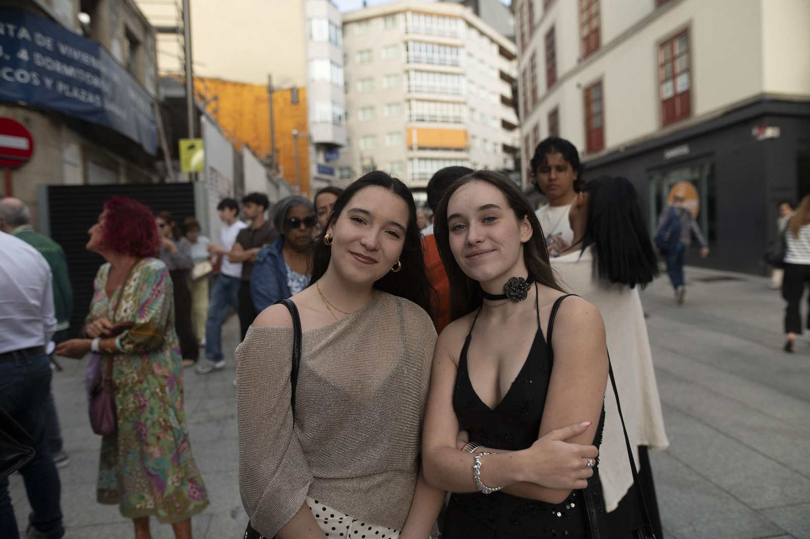 Galería | Ourense sale de compras nocturnas en la Shopping Night
