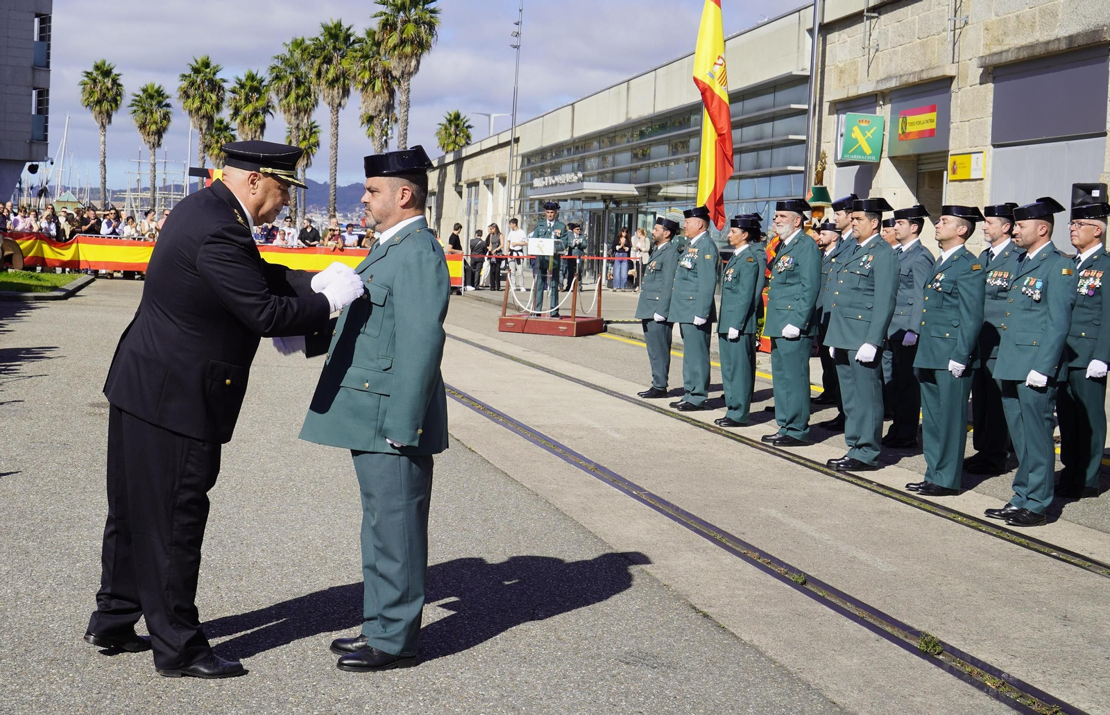 Galería | La Guardia Civil celebra el Día del Pilar en Vigo