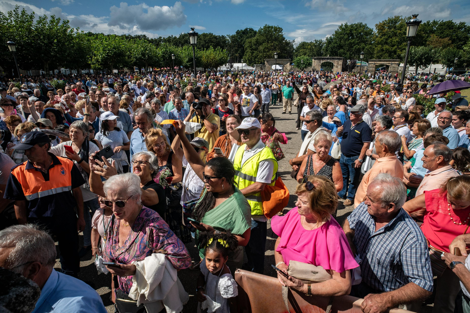 Misa grande dos Milagros con procesión da Virxe. FOTO: ÓSCAR PINAL