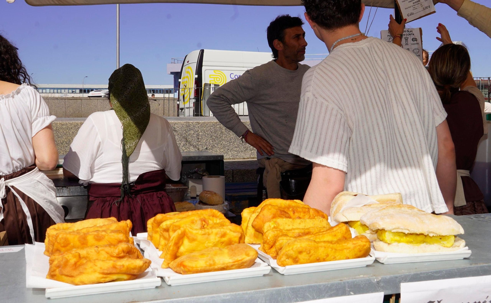 Galería | El Casco Vello de Vigo se llena de vida el sábado por la Reconquista