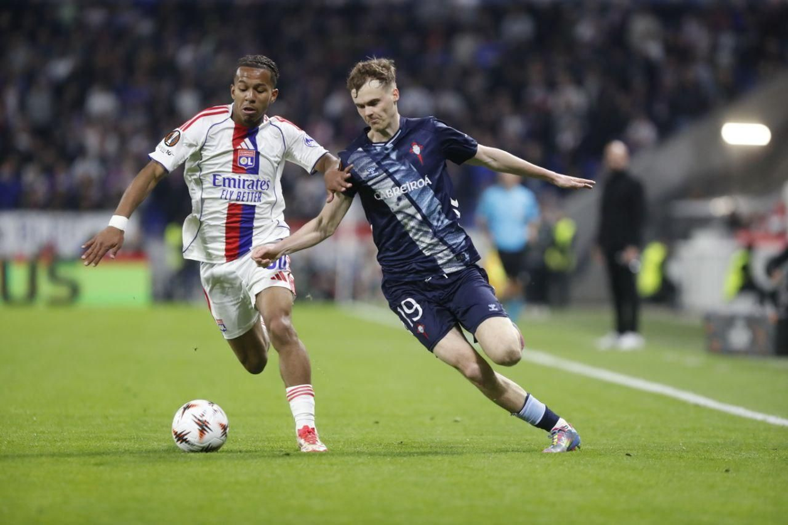Williot en el partido contra el Lyon.