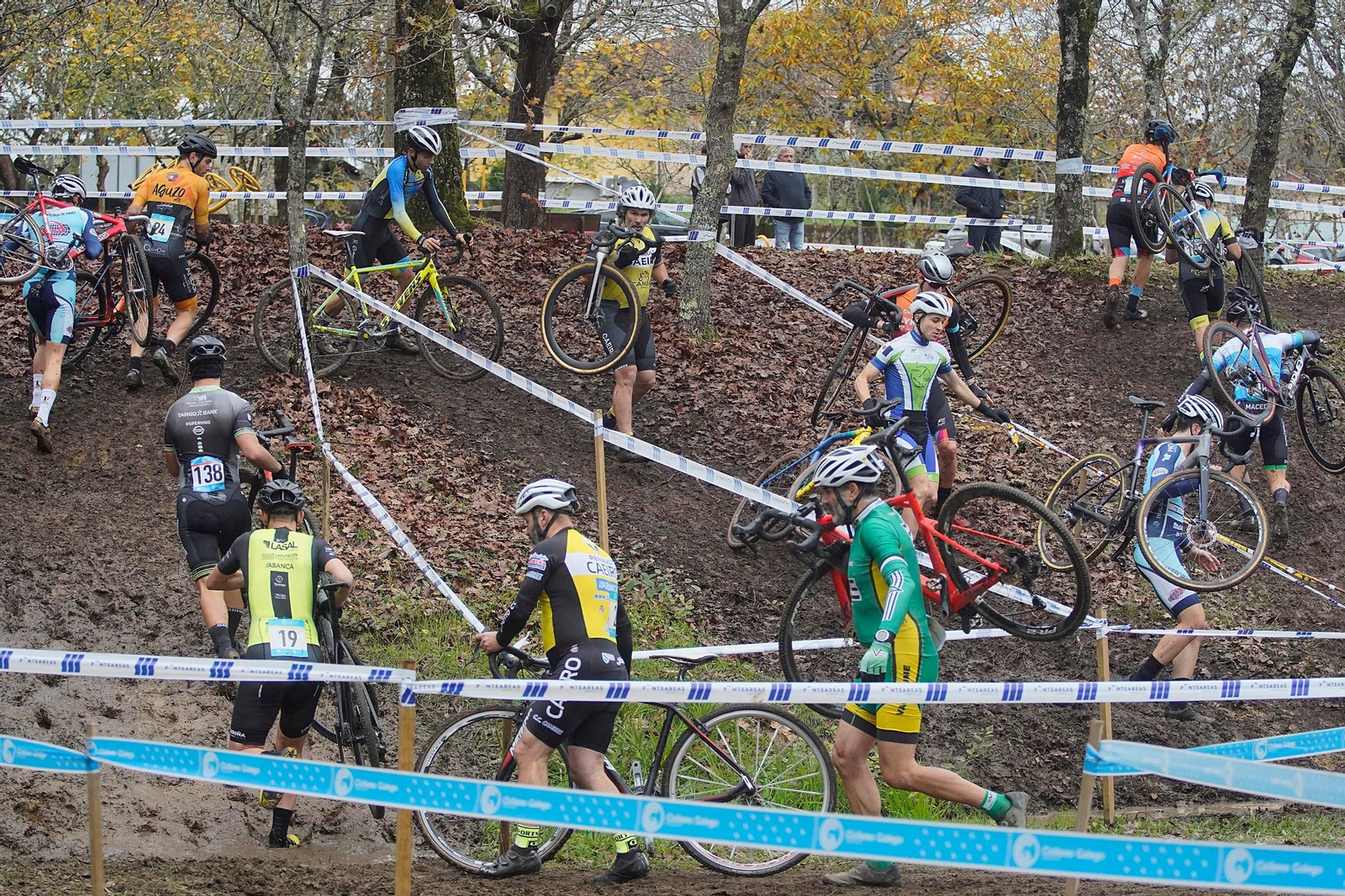 Ciclocross en Ponteareas.