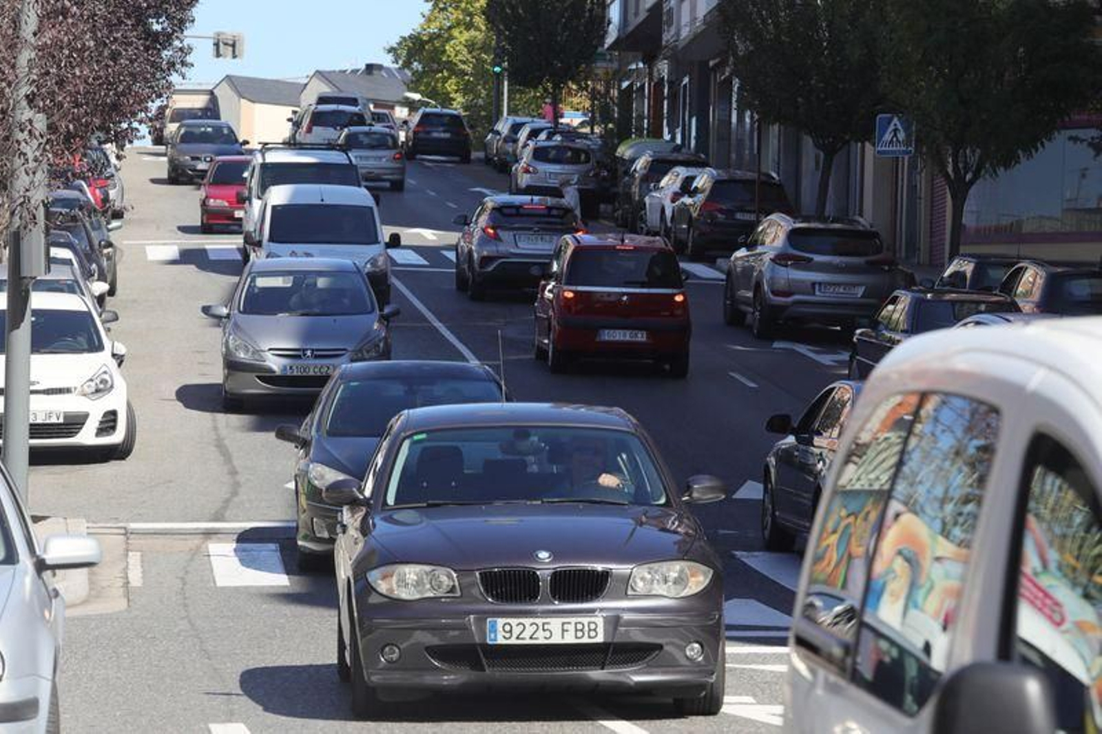 Tráfico en la ciudad (José Paz).
