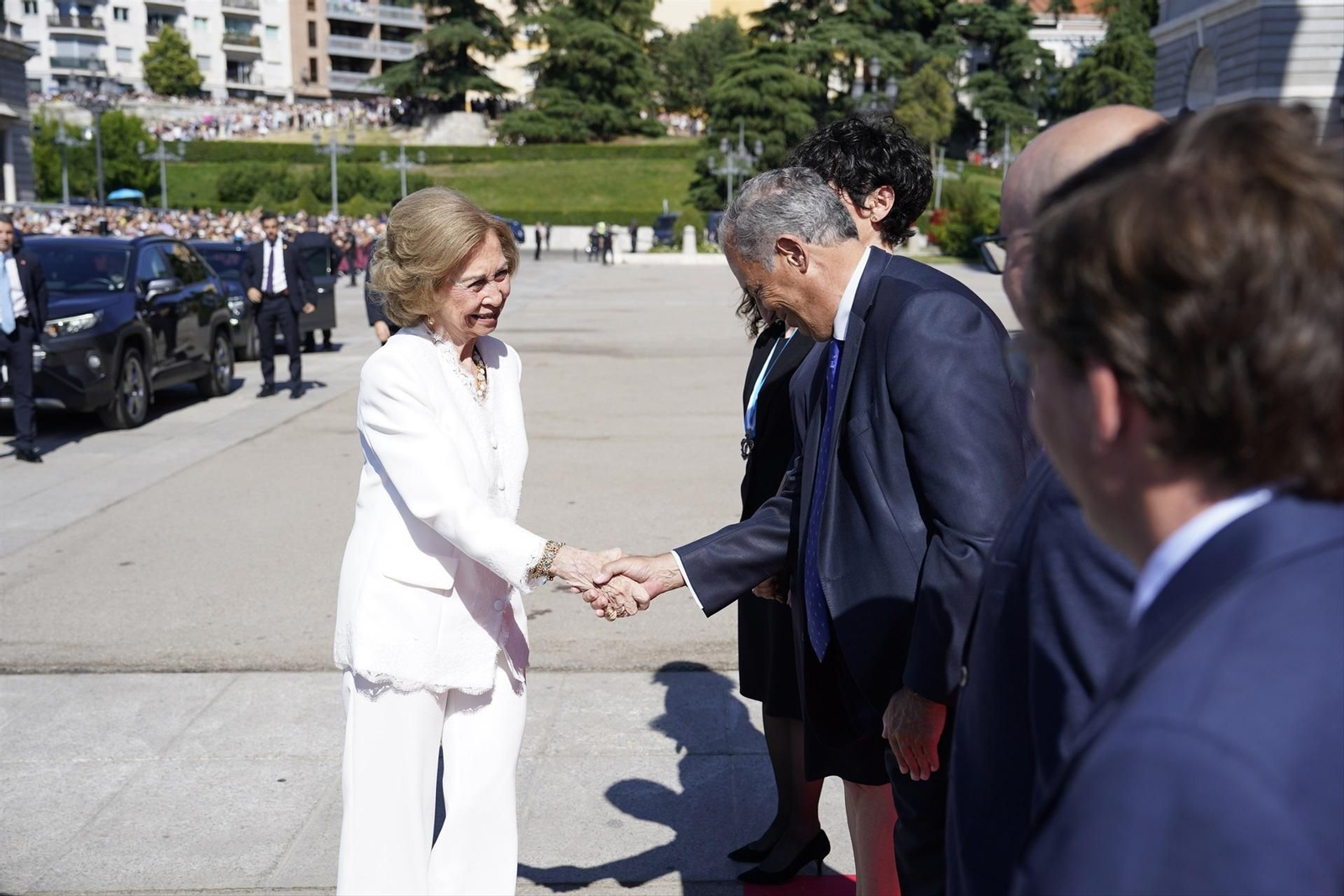 Galería | Las mejores fotos del tercer día de la visita del papa León XIV en Madrid, del Congreso al Bernabéu